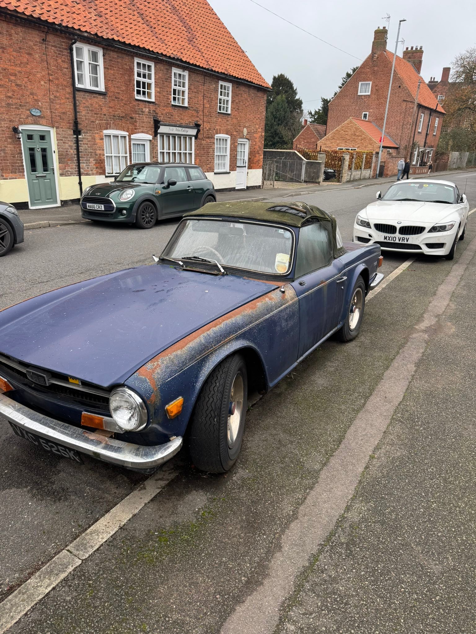 This one shocked me literally just parked up and left to rot | Facebook