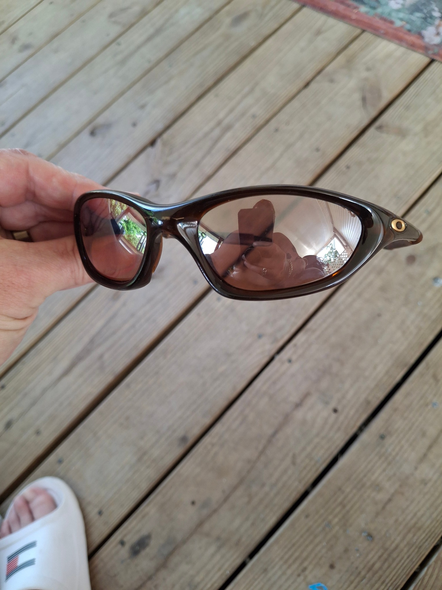 Are Oakley earsocks xx or xx twenty?