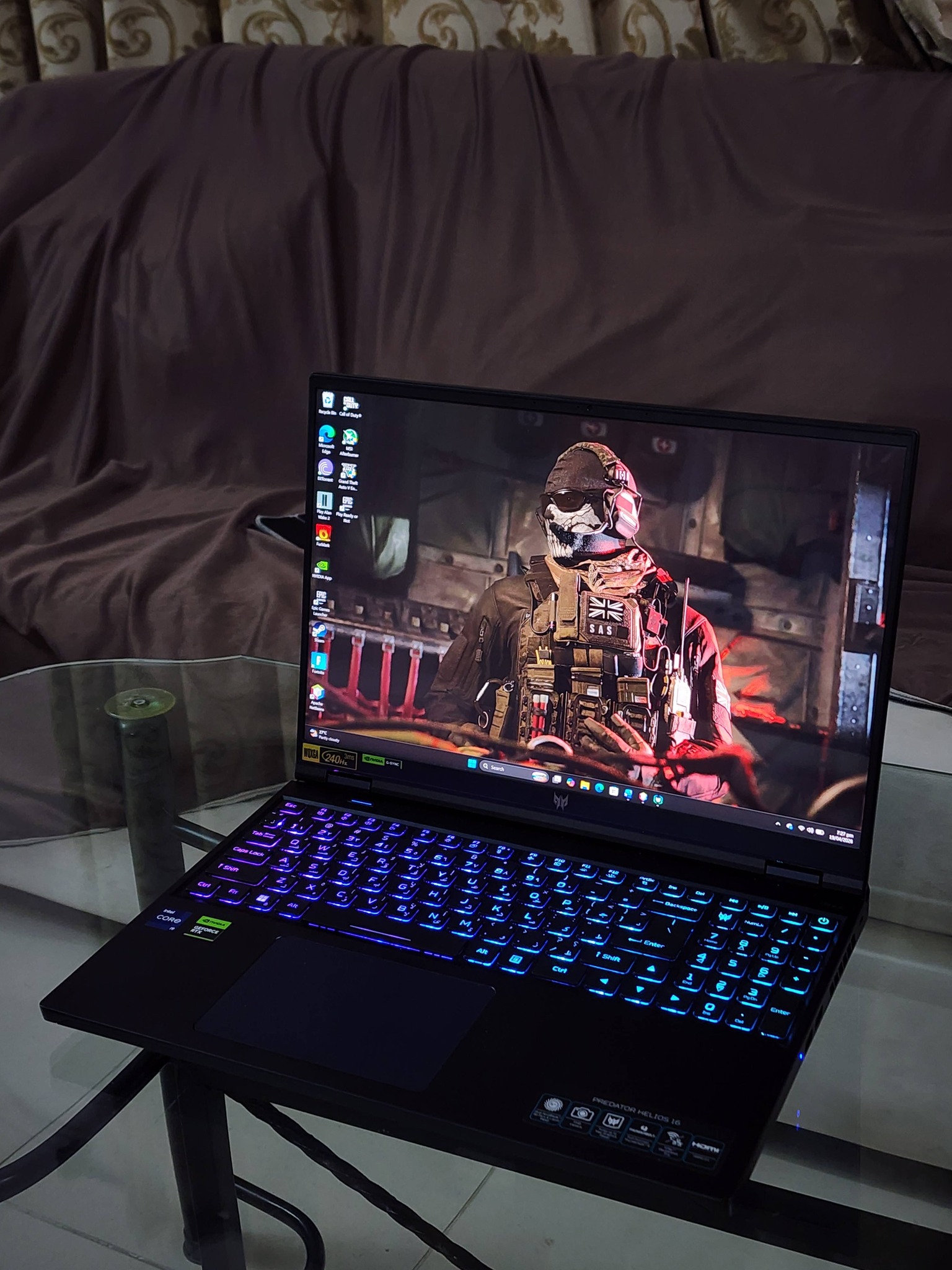 Acer Predator Helios 16 laptop with RTX 4080 and Intel Core i9-13900HX