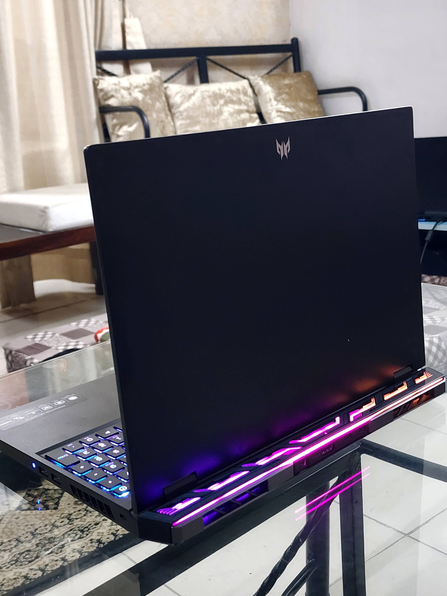 Acer Predator Helios 16 laptop with RTX 4080 and Intel Core i9-13900HX