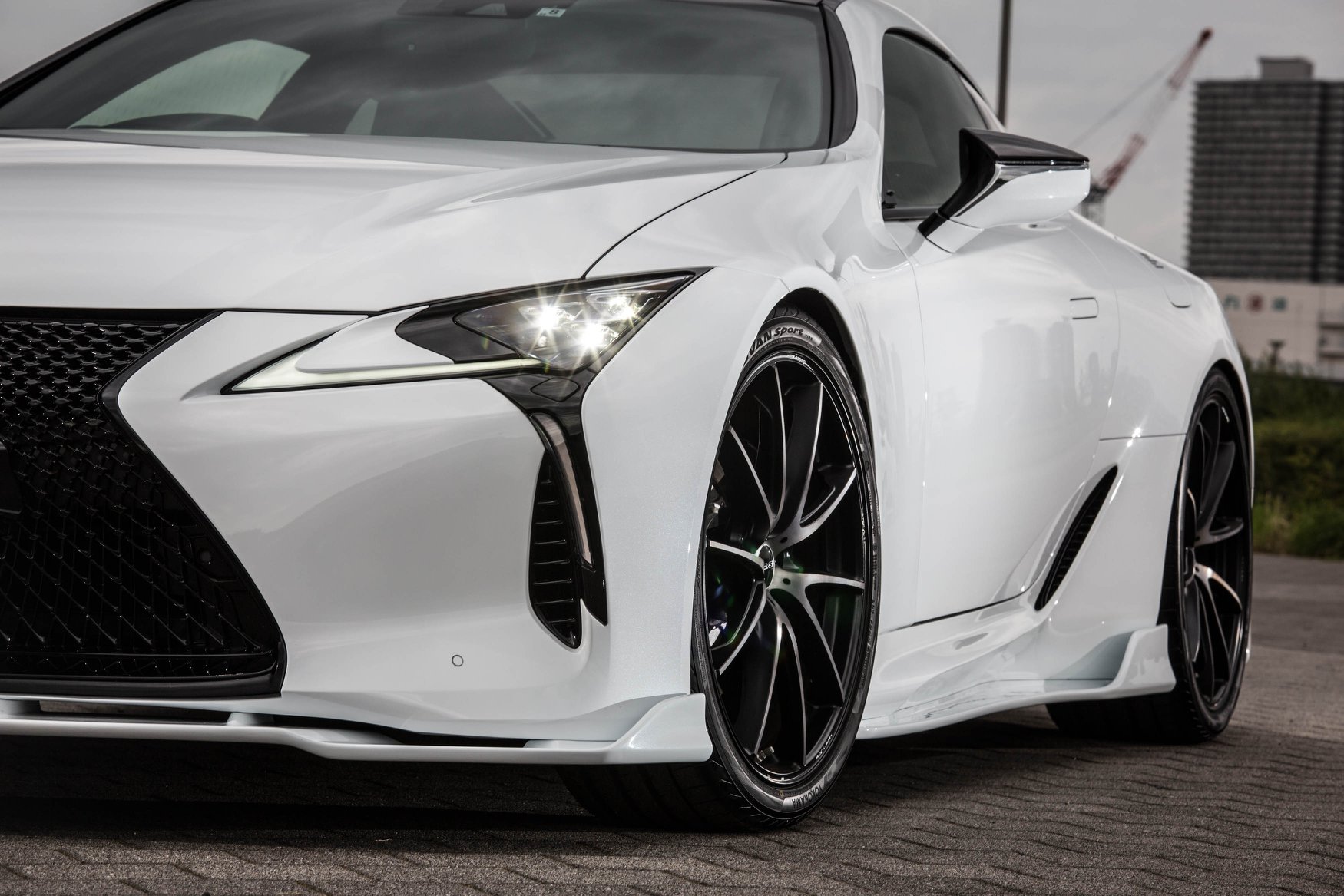 Artisanspirits - LEXUS LC500 installed RAYS G25!...