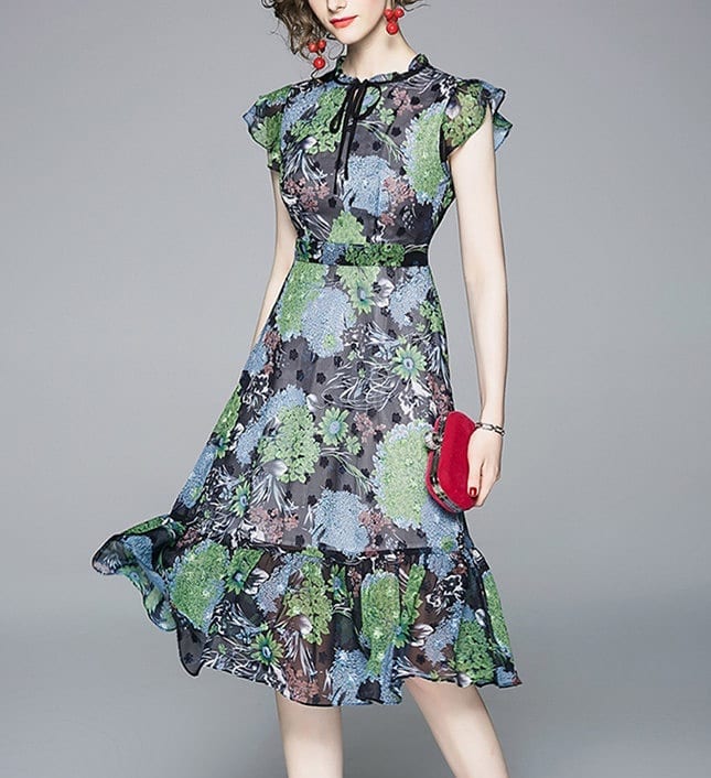 New High Waist Flowers Fishtail Slim... - Ilovefashionhistory | Facebook