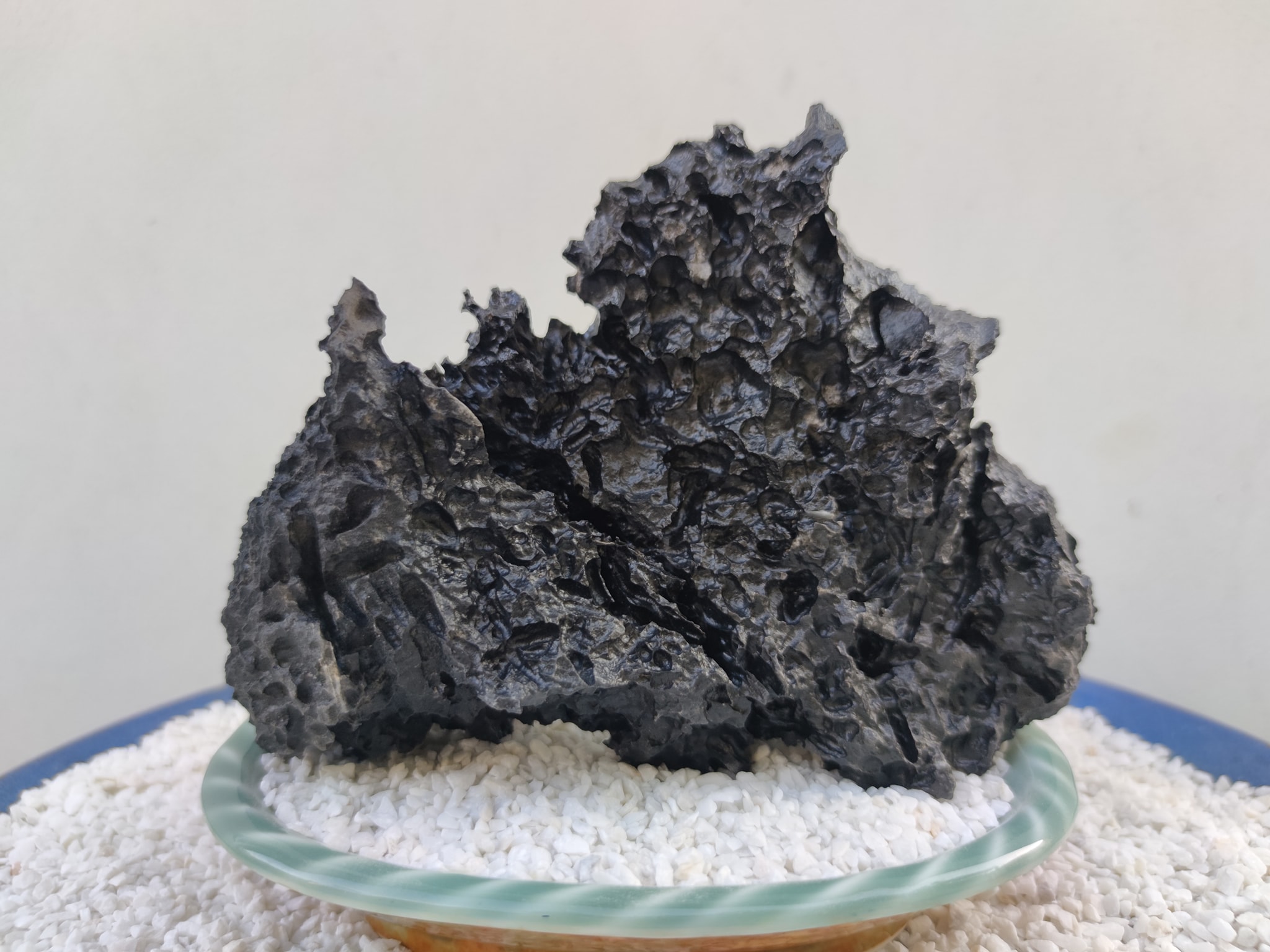 ปิดครับ #Suiseki Black stone... - Bonsai stones fantasy | Facebook