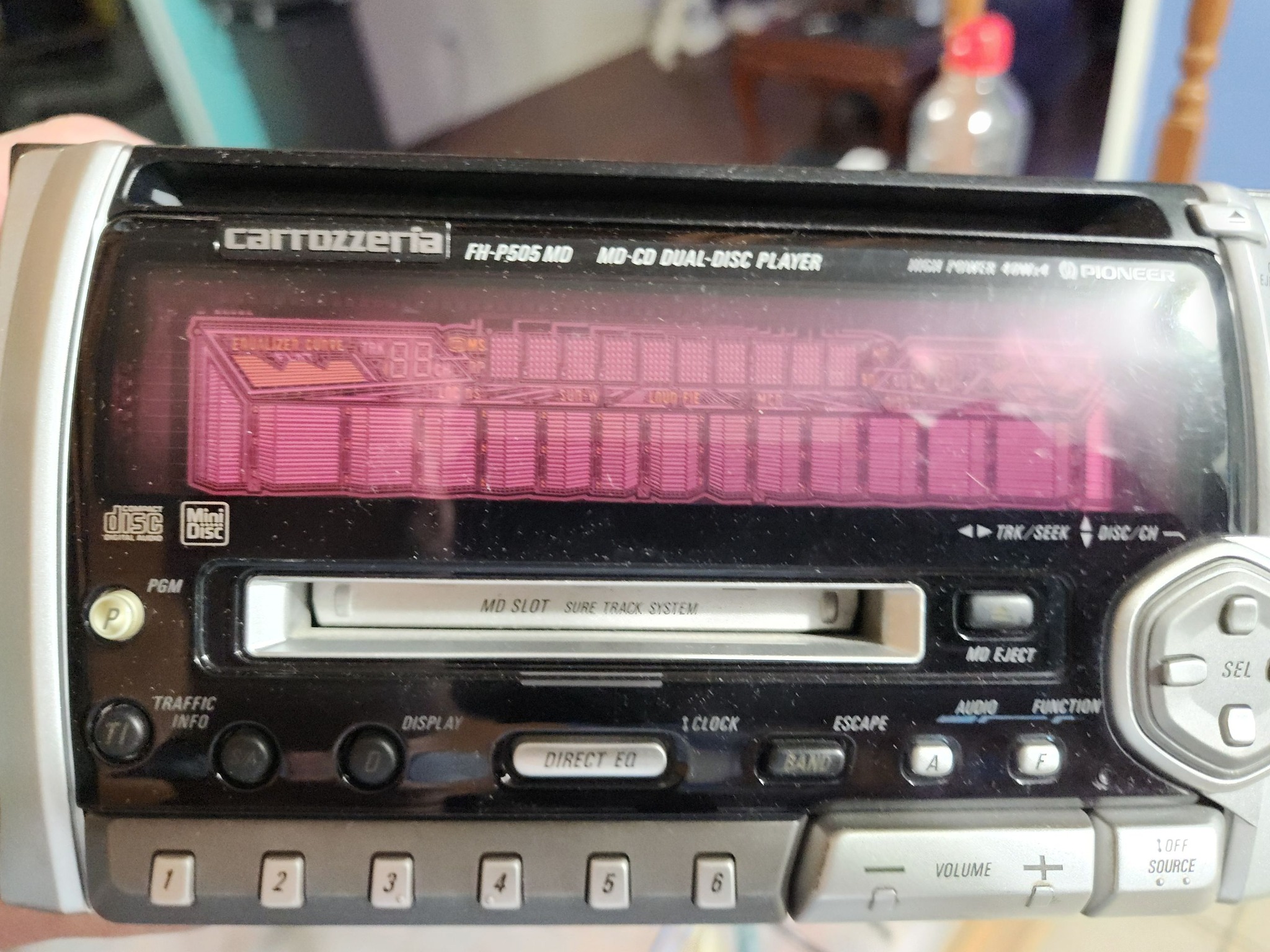 Who can fix Carrozzeria Pioneer FH-P505MD mini disc player issue