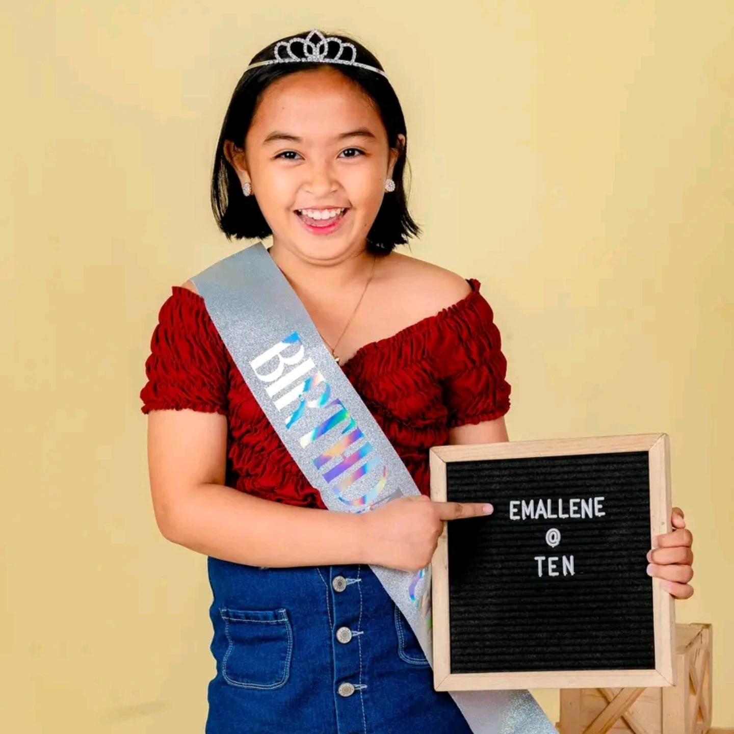 Ayan nanamn yong tatlong baliwww😜😅🤣🤣🤣🤣🤣 ️ ️ ️try tag react aning isyo ...
