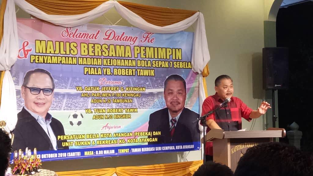 Program Majlis Bersama Pemimpin Robert Tawik Official Facebook