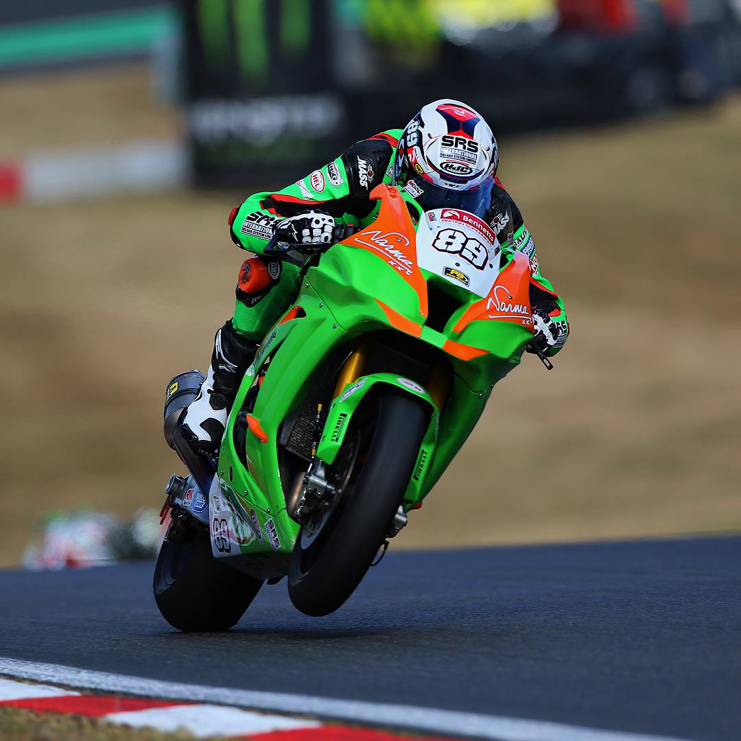 pu♡ Bonding well with my 2026 Kawasaki USA Zx6r starting to roll tall