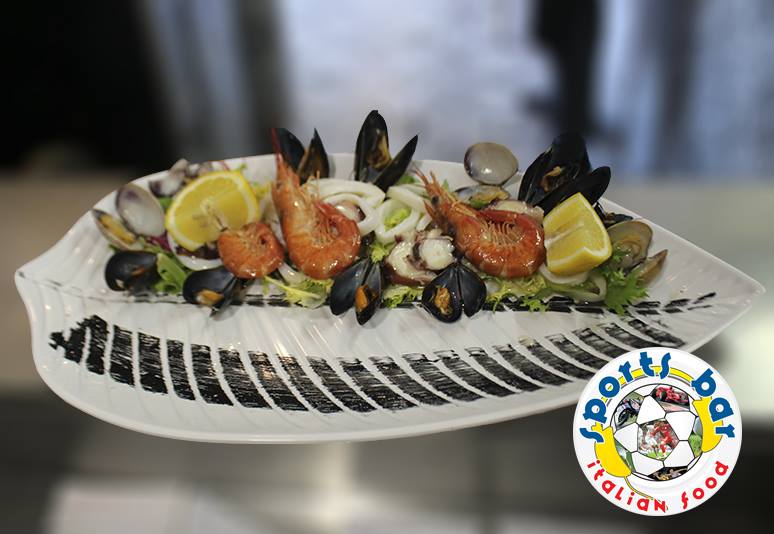 🇪🇸 Ensalada de... - Sports Bar Italian Food - Av. Diagonal | Facebook