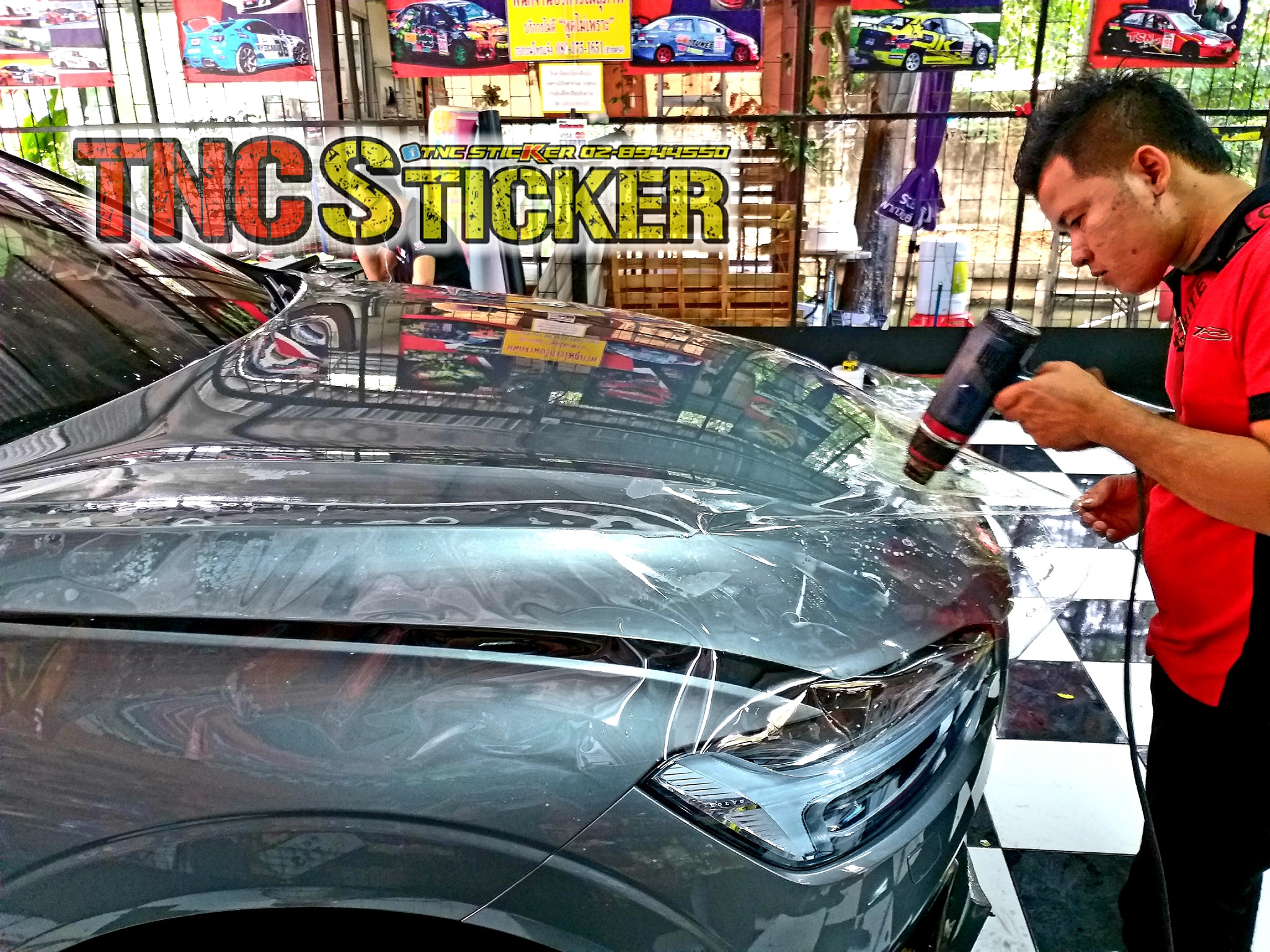 หุ้มฟิล์มใสกัน... - Tnc Sticker สติ๊กเกอร์แต่งลายรถ 02-8944550
