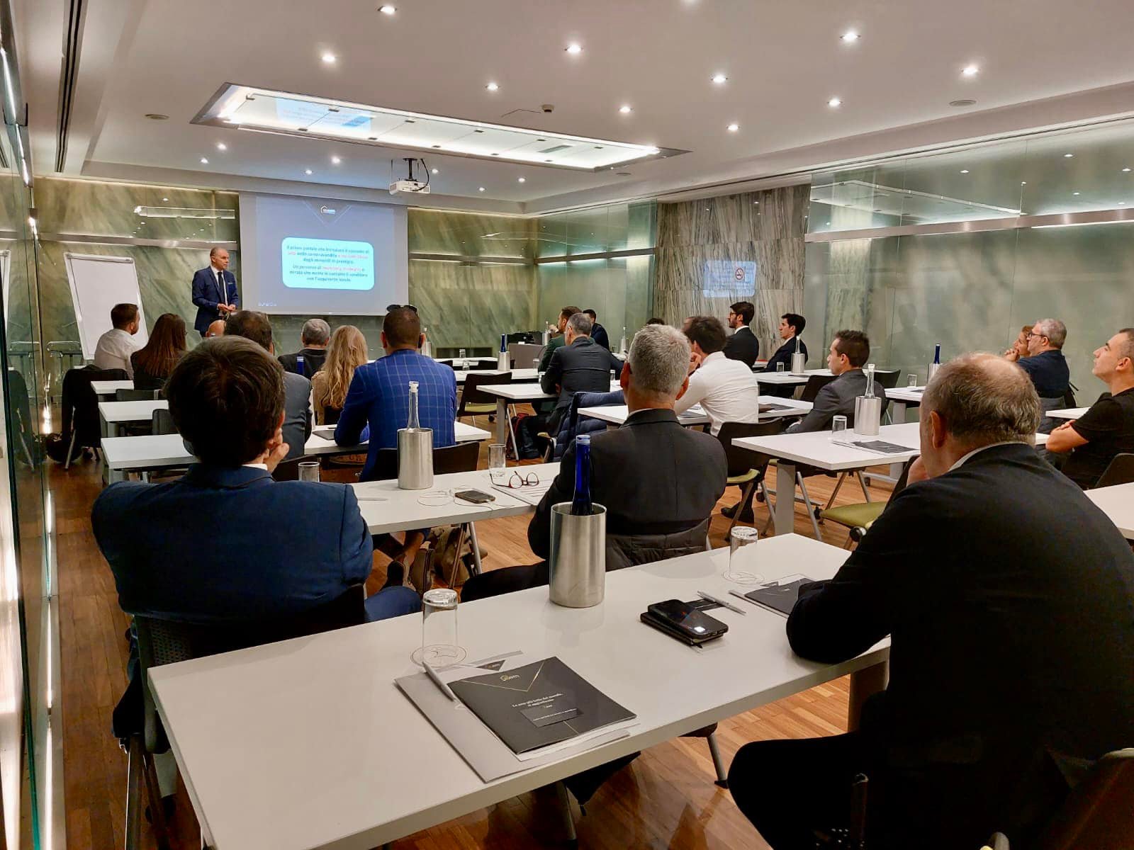 INOM Luxury Auctions | Milan