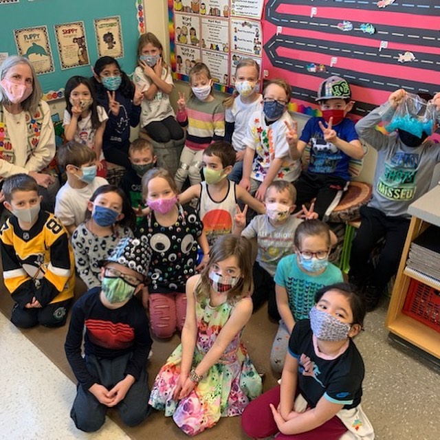Our grade 1s celebrated 100... - Holy Spirit Catholic School | Facebook