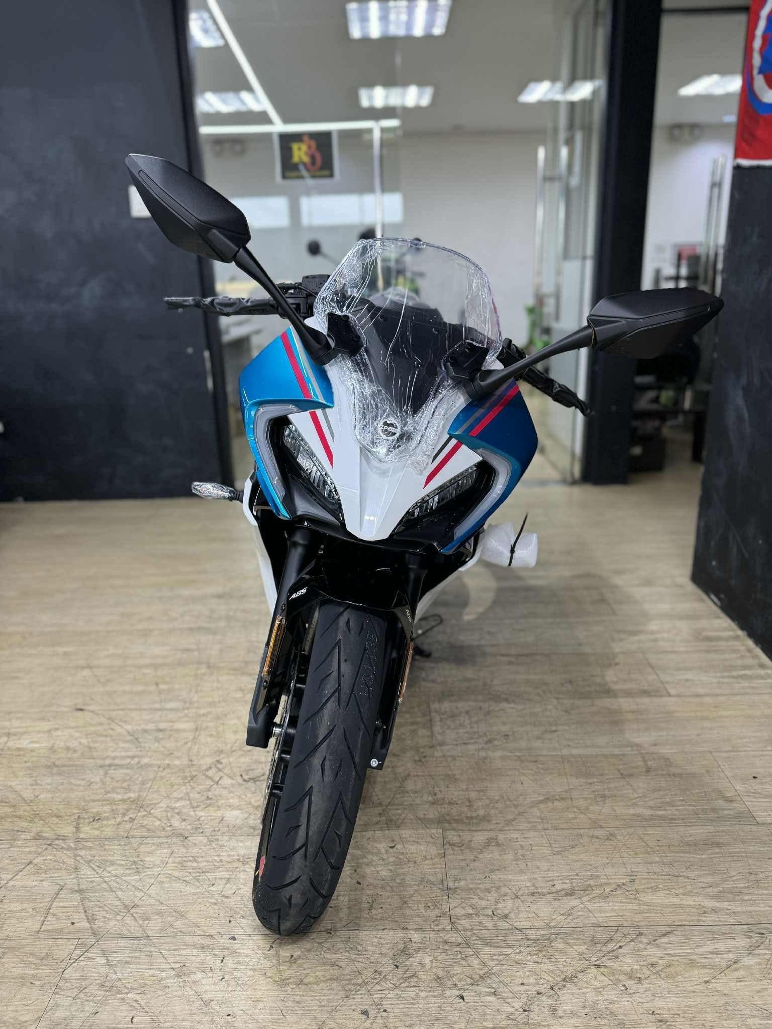 CFMOTO 250SR- Lite ✓ Available on-hand 💰 Cash price: ₱138,900