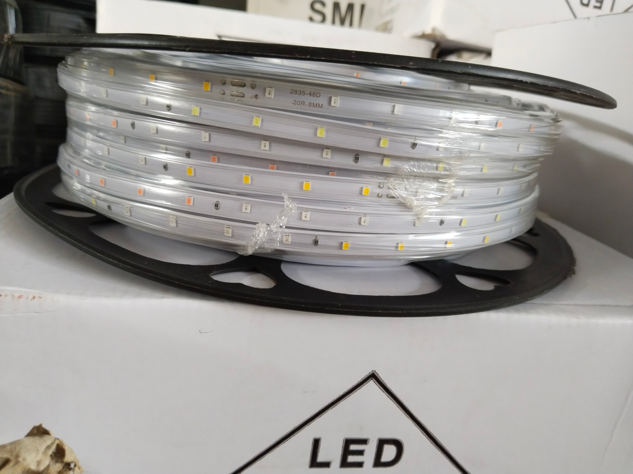 Hội Đèn Led Việt Nam | Led đuổi 1 hàng | Facebook