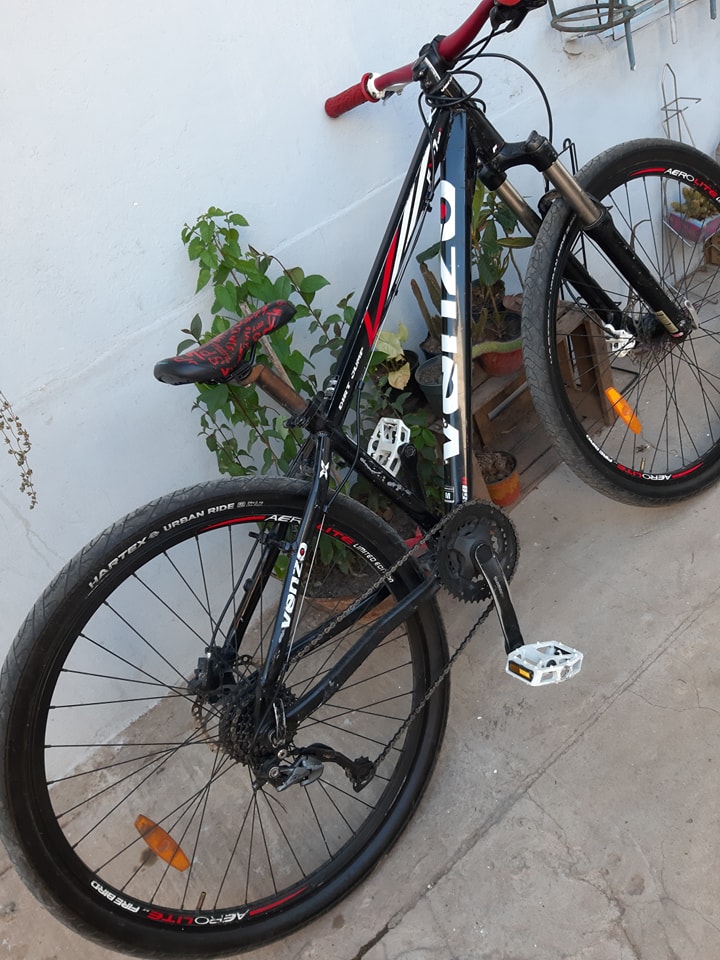 Contact SLR Aerolight Stem -20° 130mm Cambio marco jumper dirt uñas 10/10 no se corre la llanta busco