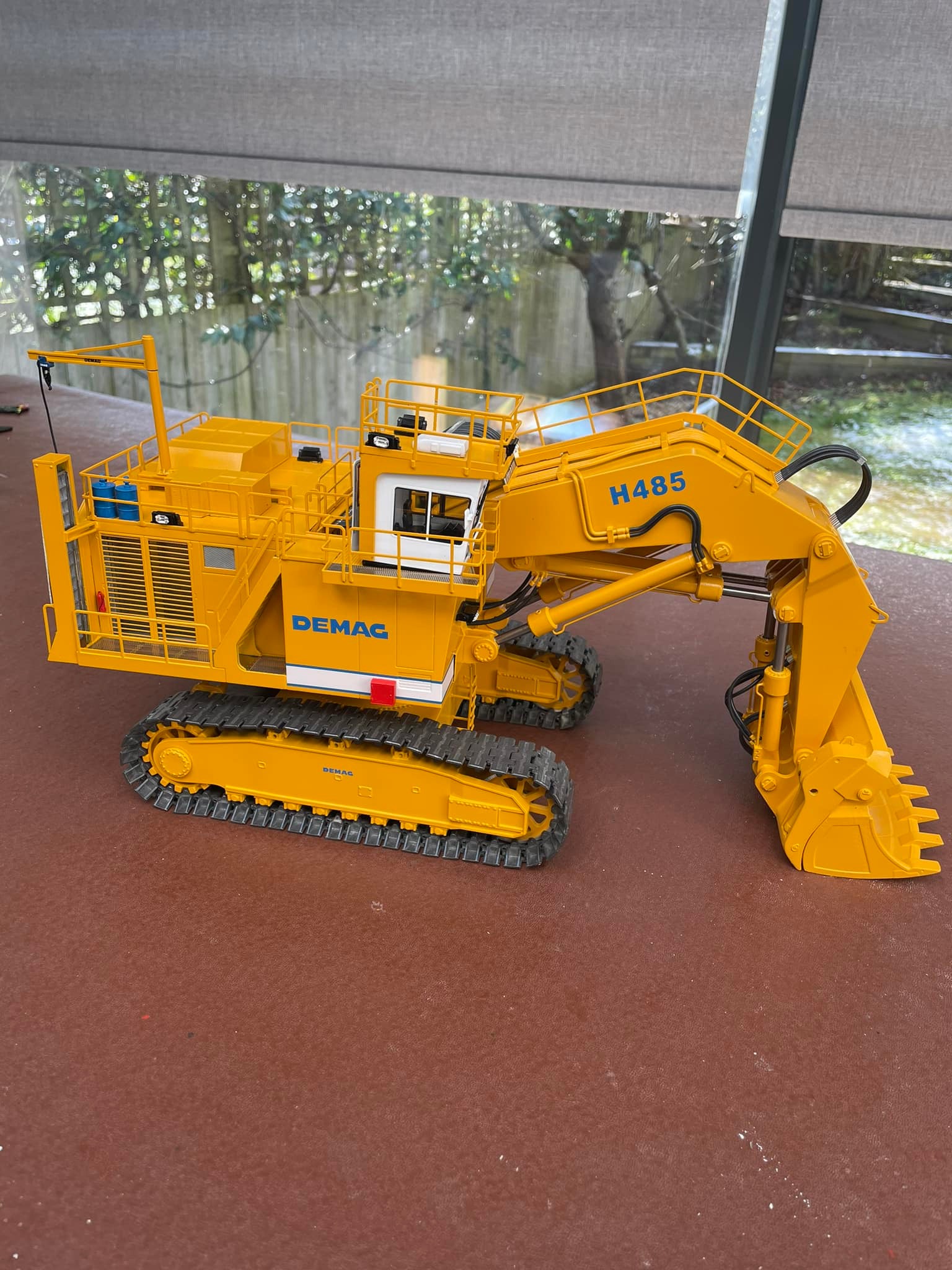 KPS Models - Demag 485 Faceshovel Now available, 1/50... | Facebook
