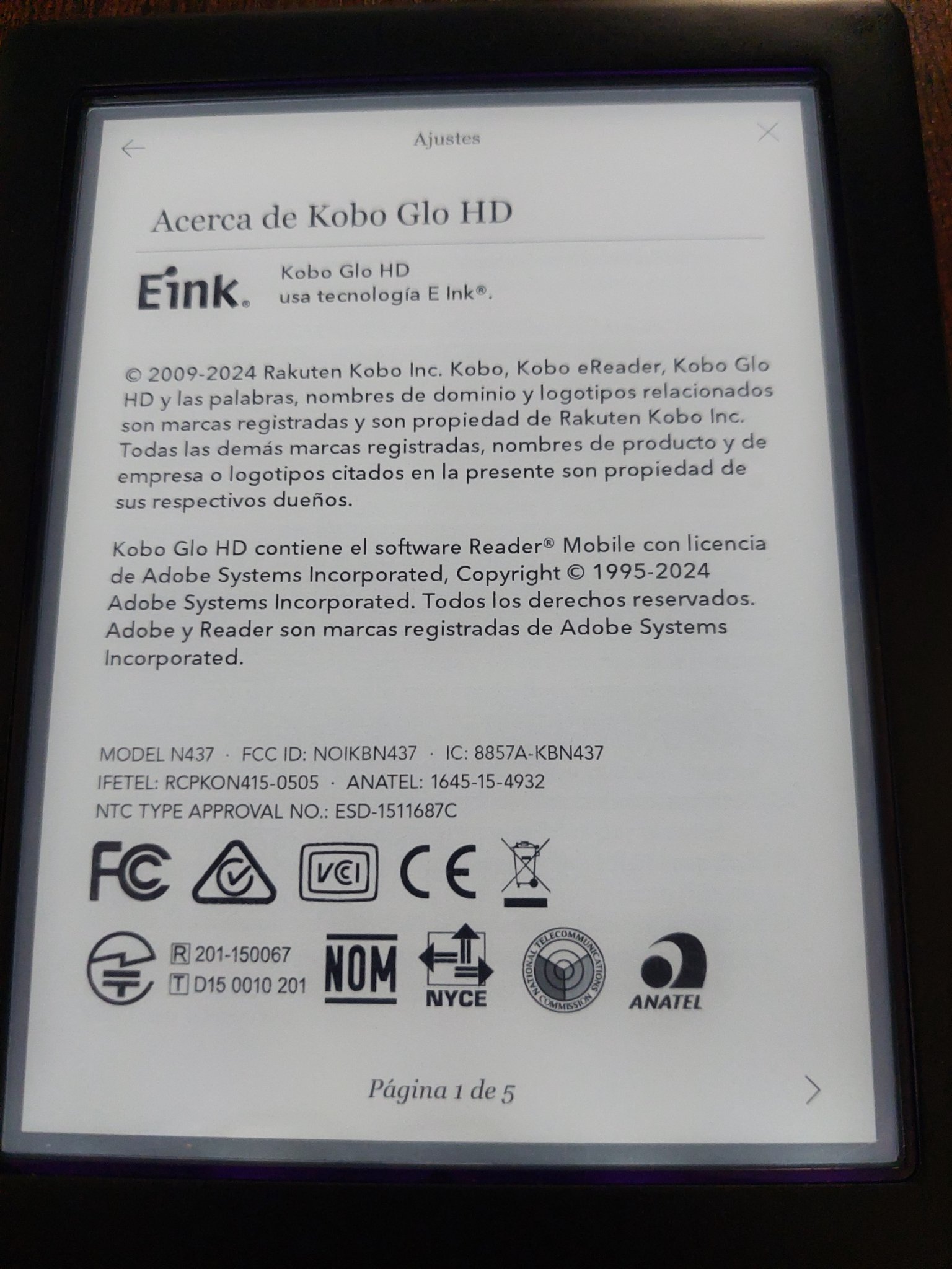 Kobo Glo HD EReader Con Pantalla Táctil E Ink De 6 Pulgadas, Luz ComfortLight Ajustable, 4 GB De Almacenamiento, Compatible Con EPUB, Batería De Hasta 2 Meses