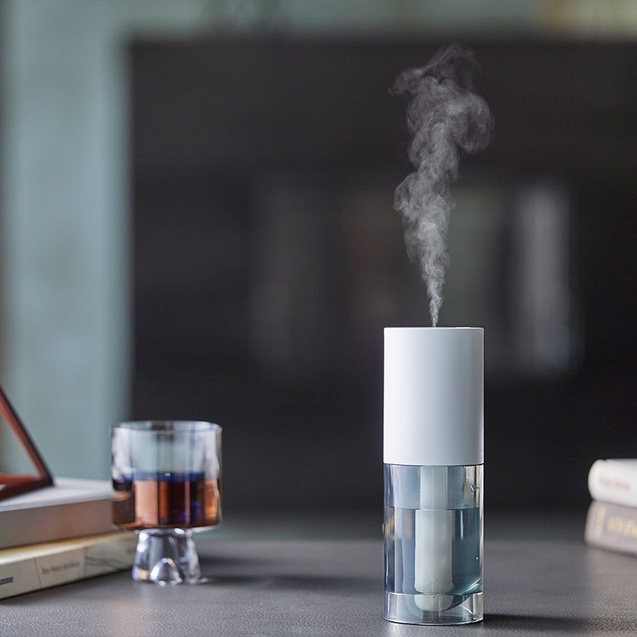 At-Aroma - Meet our new piezo diffuser 'solo'. . . This is a