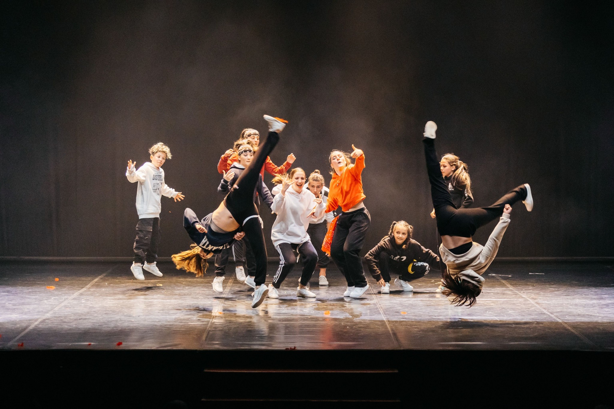 Flash Li Dance - BREAKING Sabias que o Breaking é uma... | Facebook