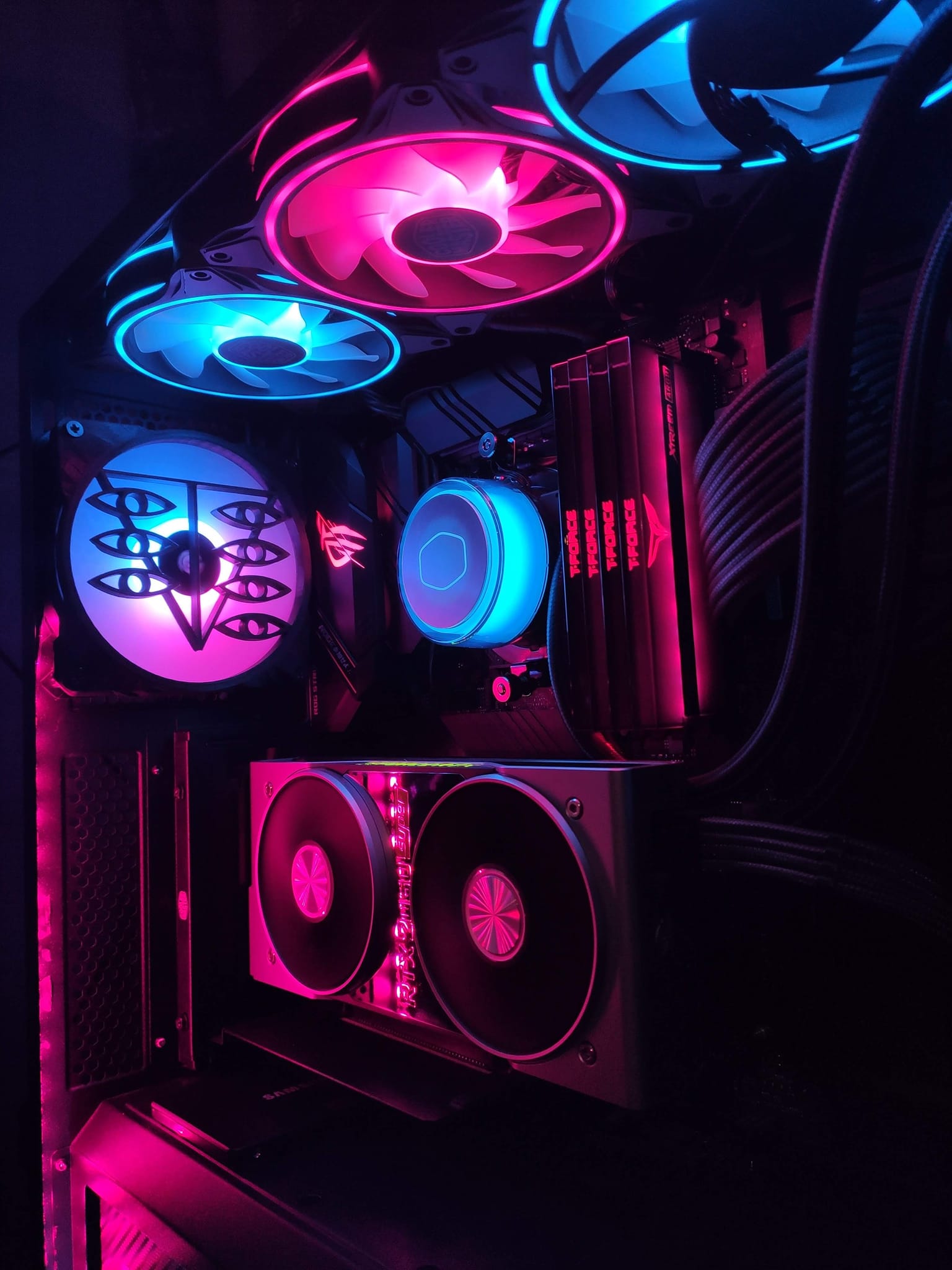 Okay, so there is my setup: Ryzen 5 5600x RTX 2060 Super FE 32GB T 