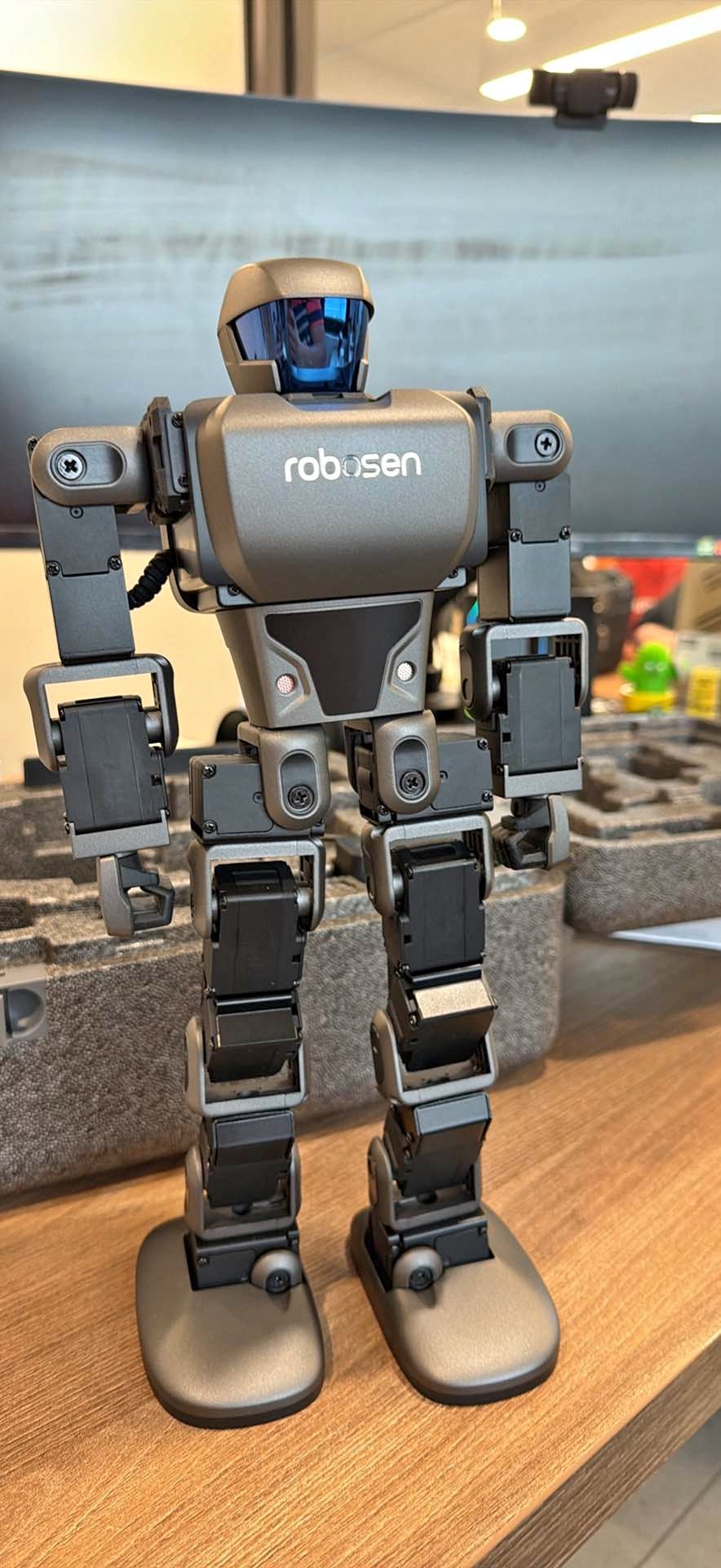 Robosen K1 Pro robot - Robots - Longueuil, Quebec | Facebook ...