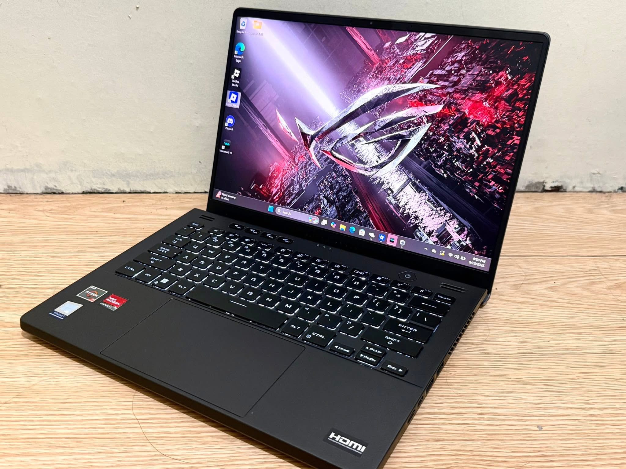 ₱49,990 only No issue. Good condition ASUS ROG ZEPHYRUS G14 AMD 