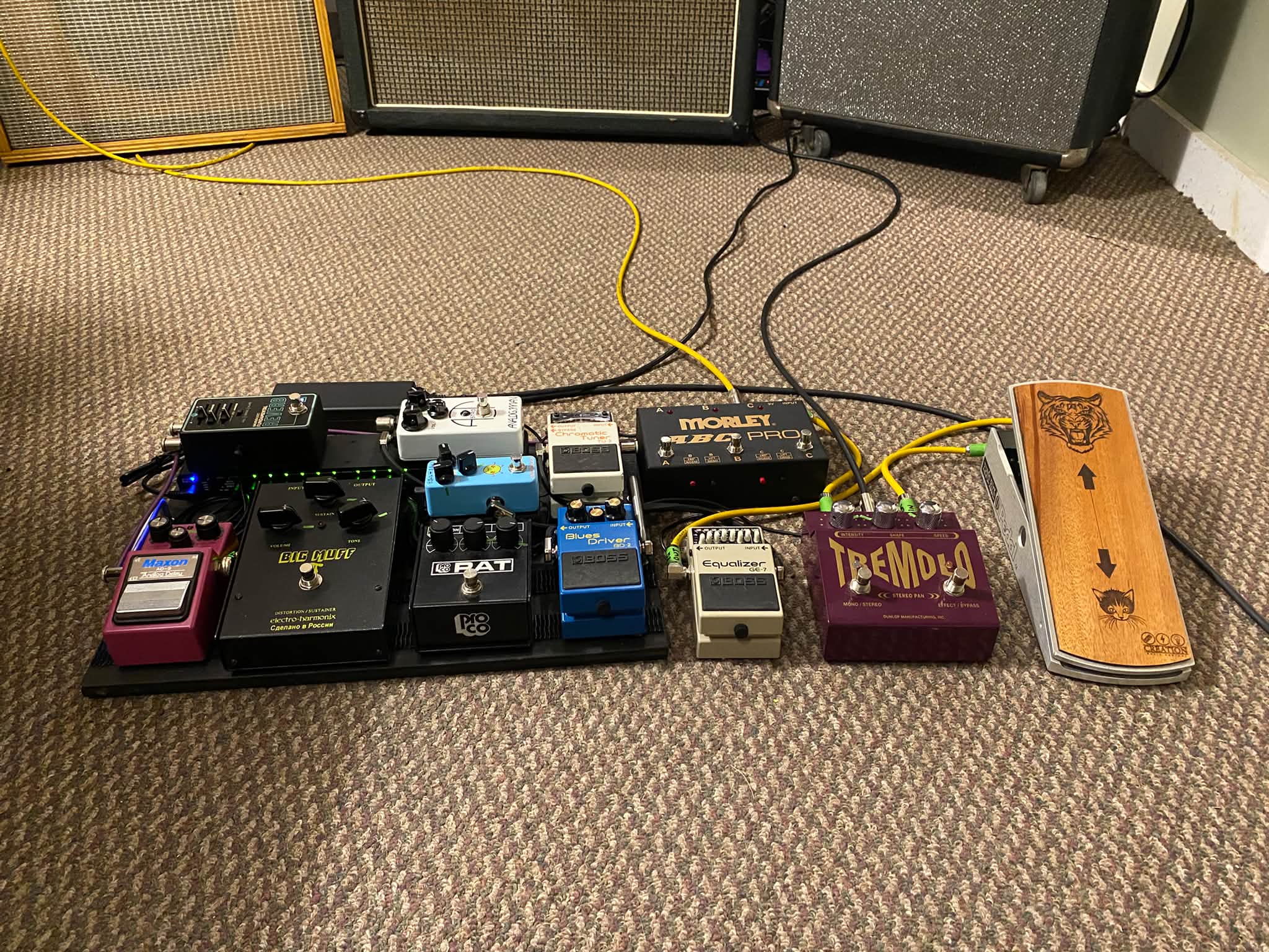 Walrus Audio Canvas Power 15 pedalboard setup