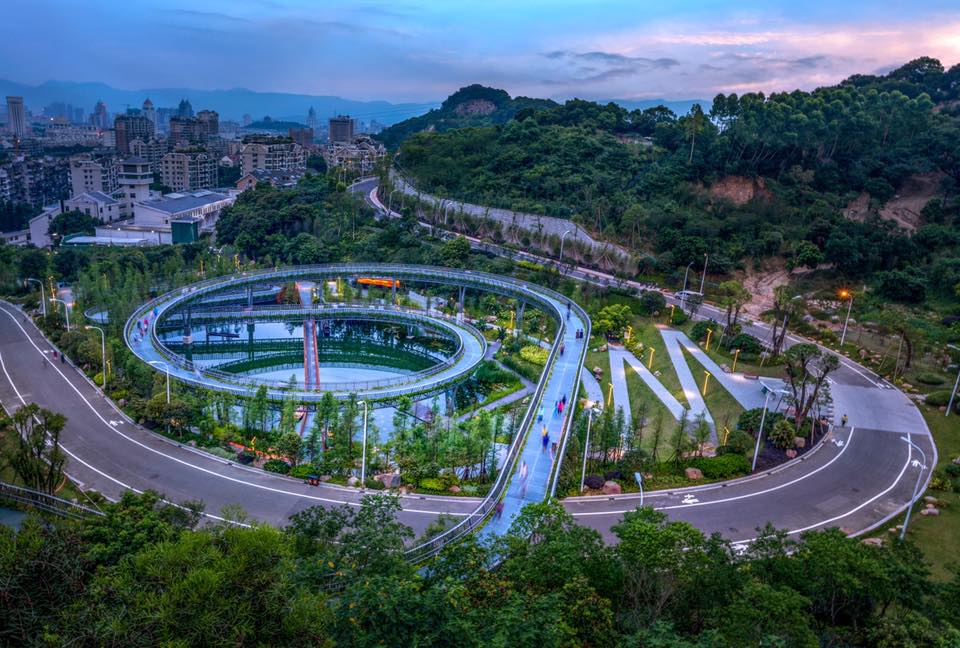 Visit Fuzhou - 有一種幸福，在 #遠方的幸福之州，夏的清晨或日暮，漫步棧道感受福州 #夏天 的美景。...
