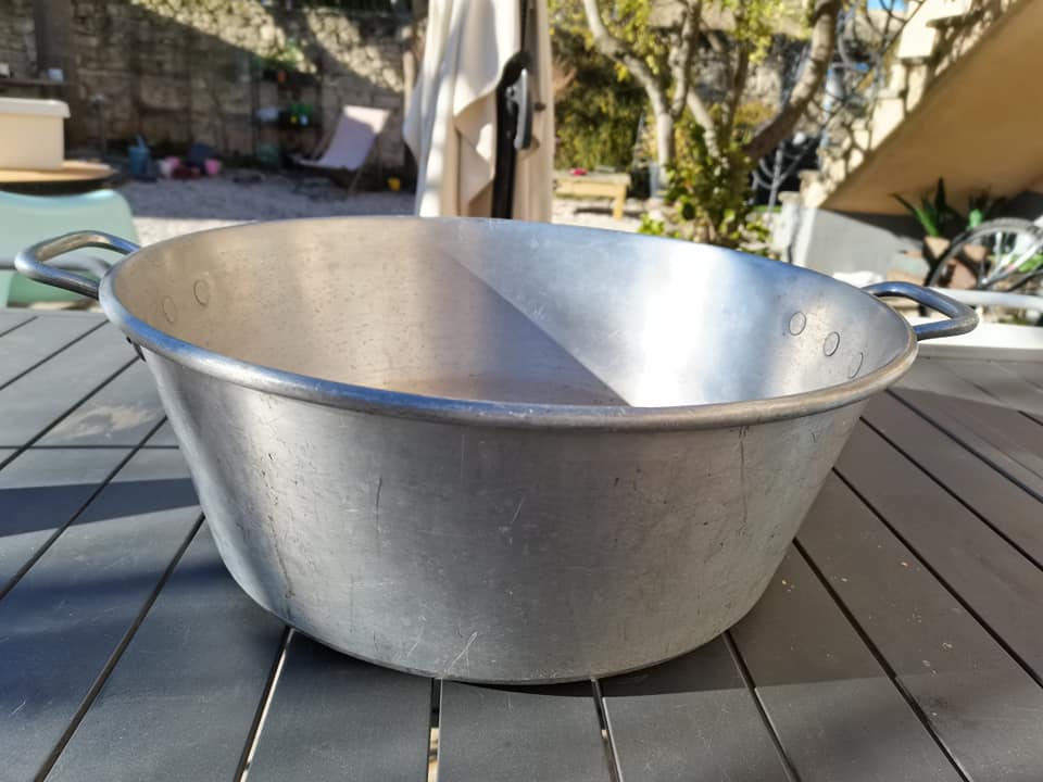 LOT CUIVRES dont une bassine à confitures une série de tr... - 70736365