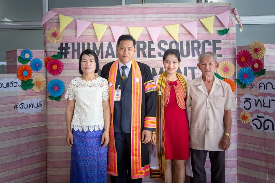 Anucha Rukoon