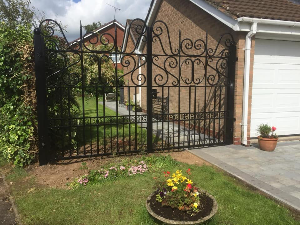 Gates r us | Coventry