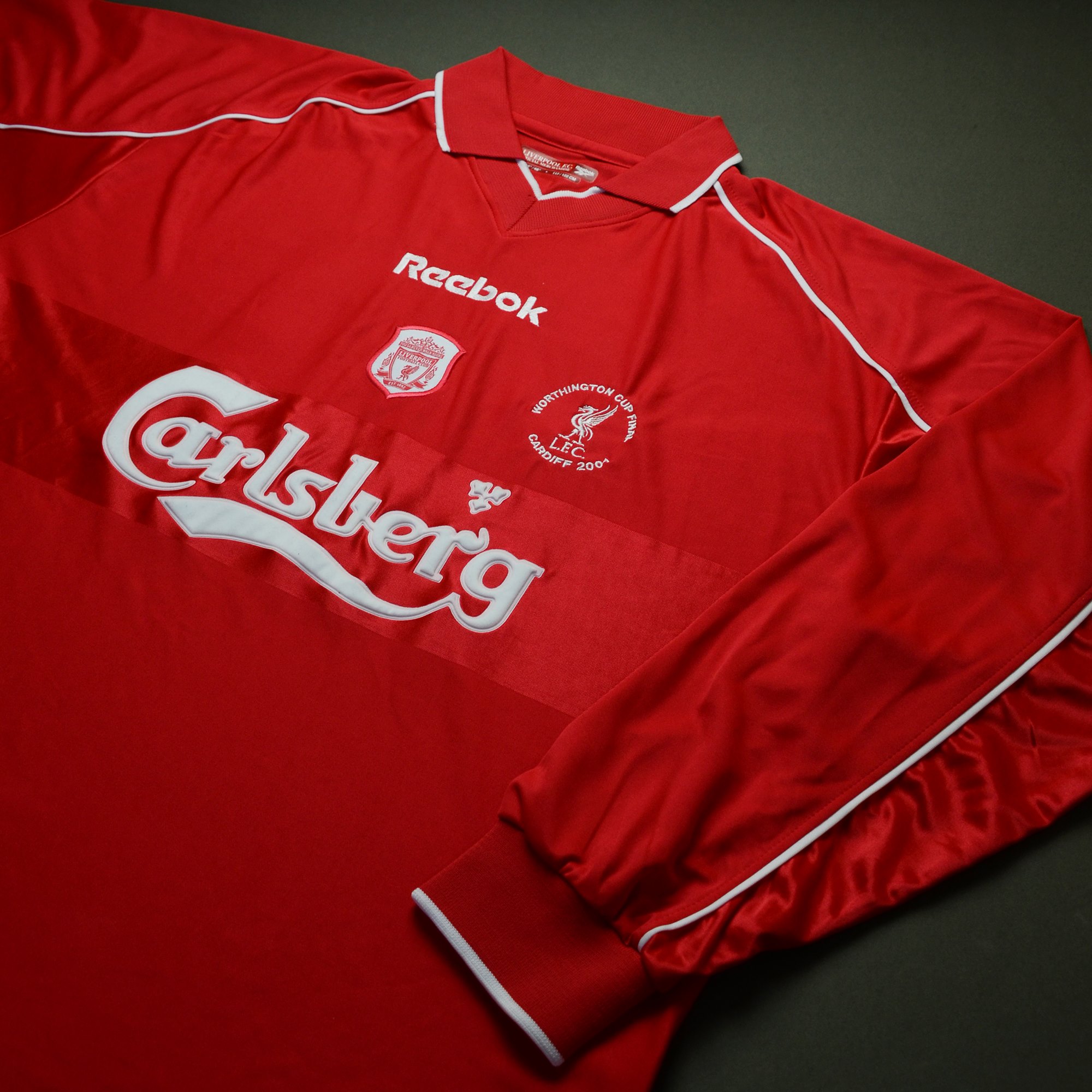 Liverpool won the FA Cup in this orange away kit on this day 2001