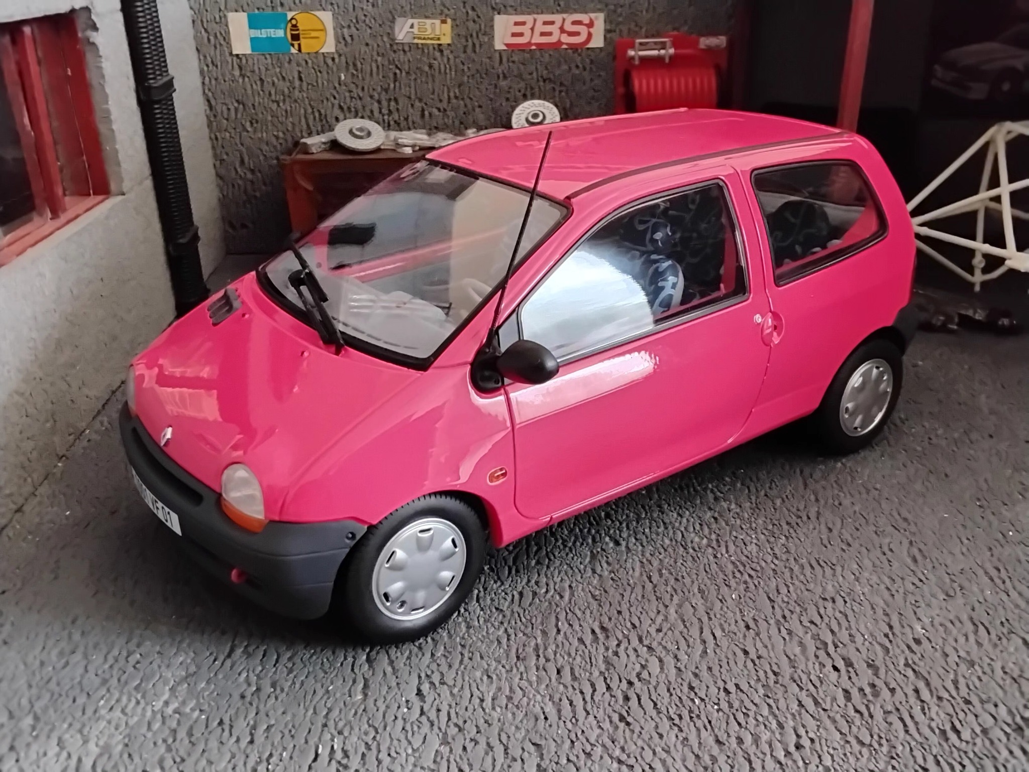 Solido 1:18 Renault Twingo MK1 Año De Construcción 1993 Azul Ultramarino S1804004