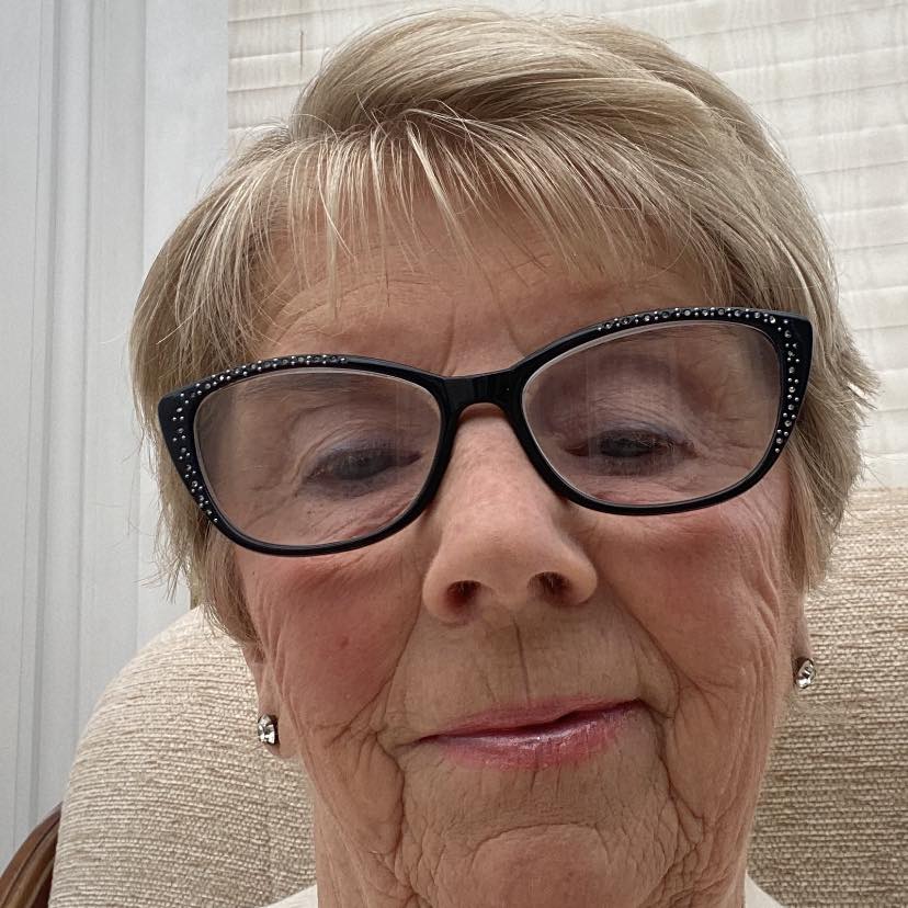 Carole Scarr