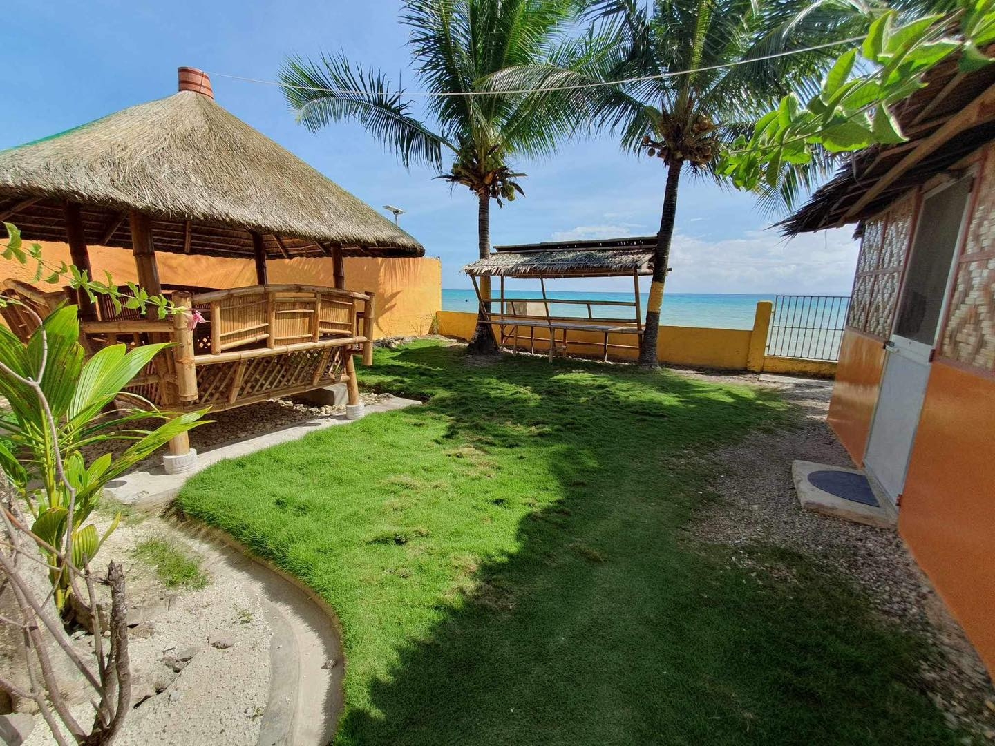 Simala Beach House | Sibonga