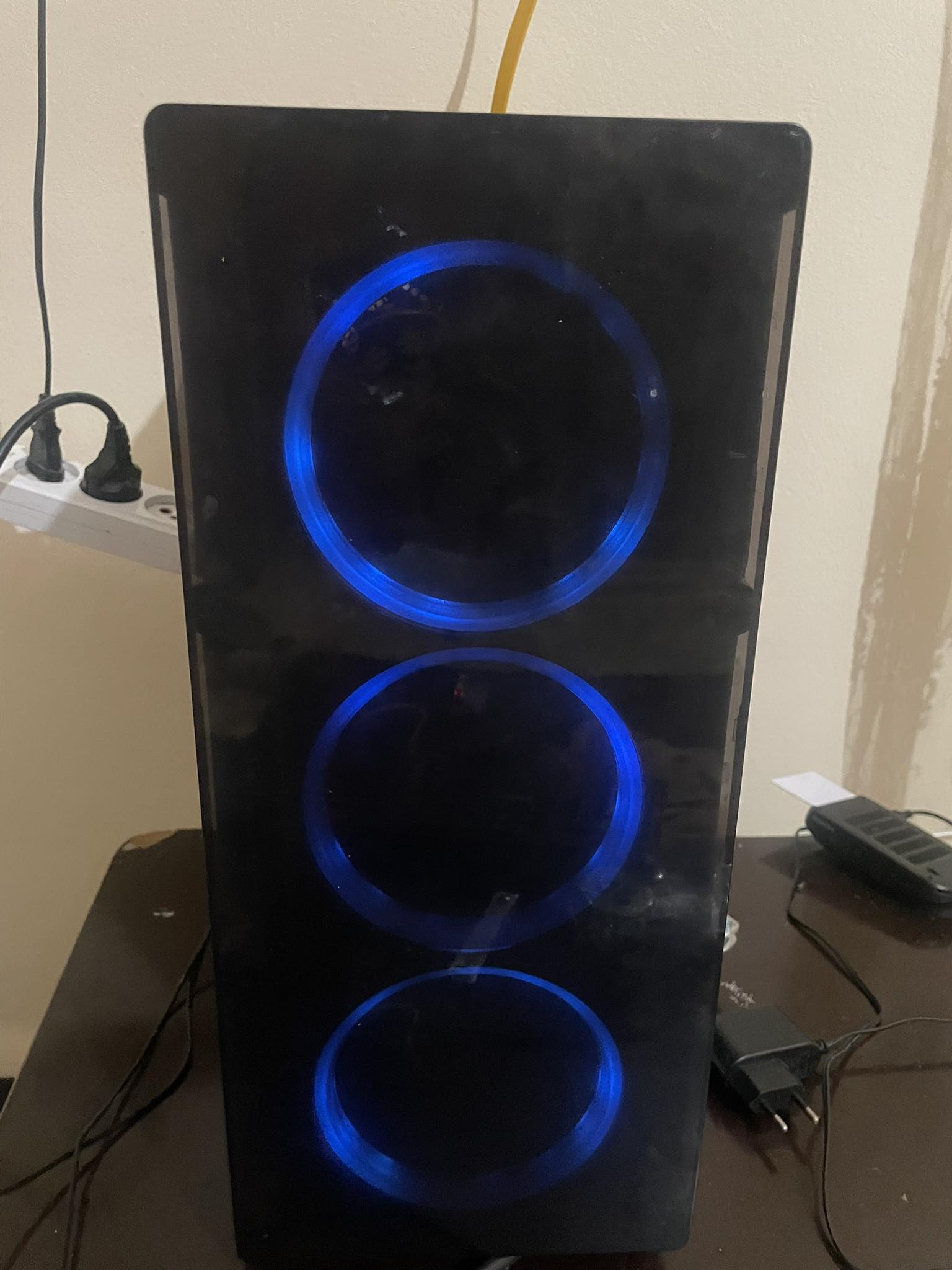 pc gaming setup with i3 9100f and gtx 1060