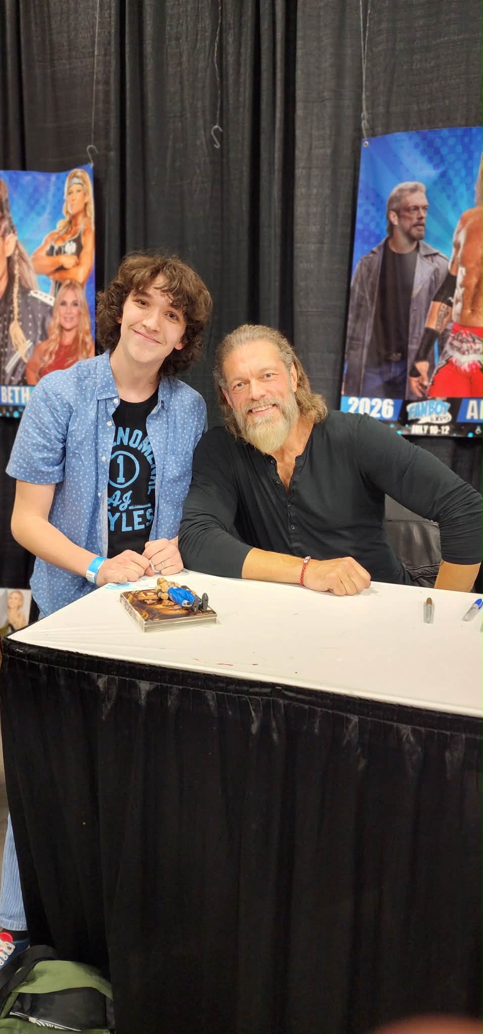 Meeting Edge at Fanboy Expo, a dream come true for a lifelong fan