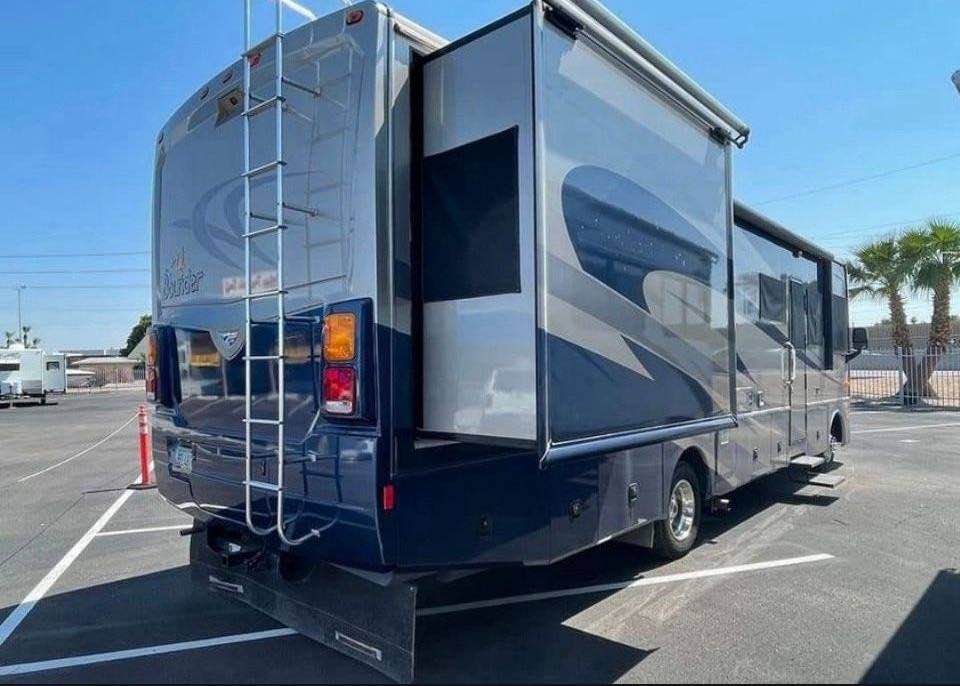 2008 Fleetwood Bounder - RVs & Campers - Apple Valley, California ...
