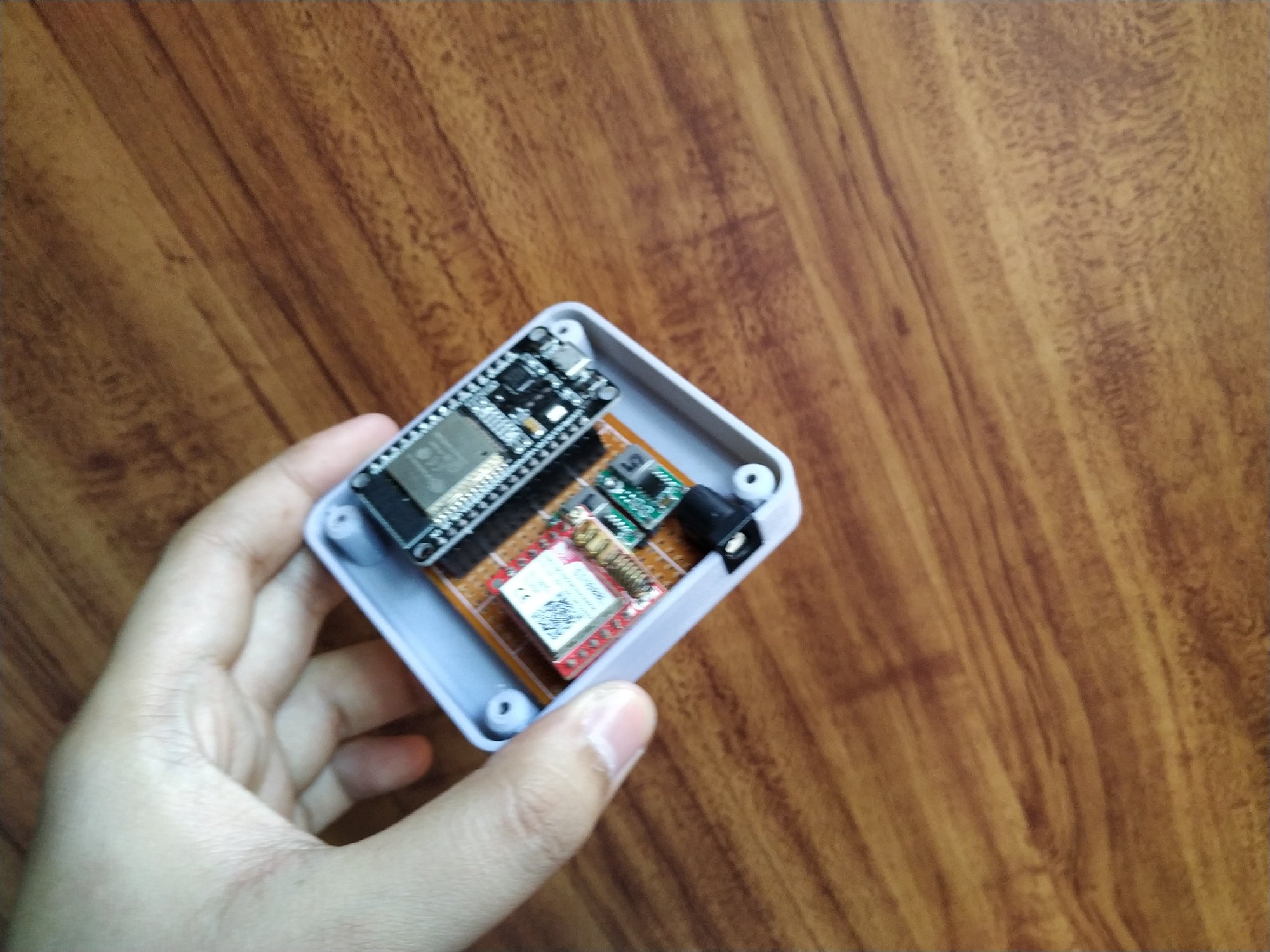 ESP8266, ESP32 & Microcontrollers | Mini SMS Server composed of ESP32 ...