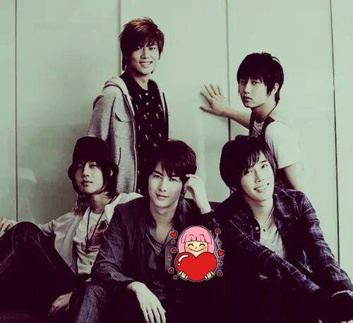 In celebration of their 20th debut anniversary, SS501 members Kim