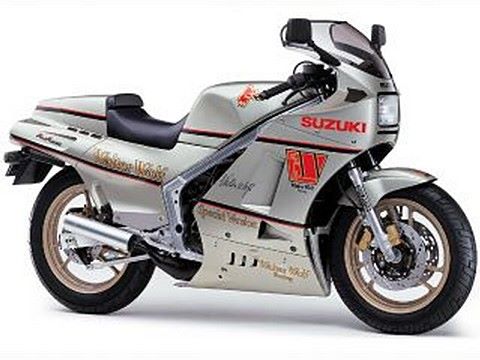 白銀の狼 スズキ RG400Γ ウォルターウルフ