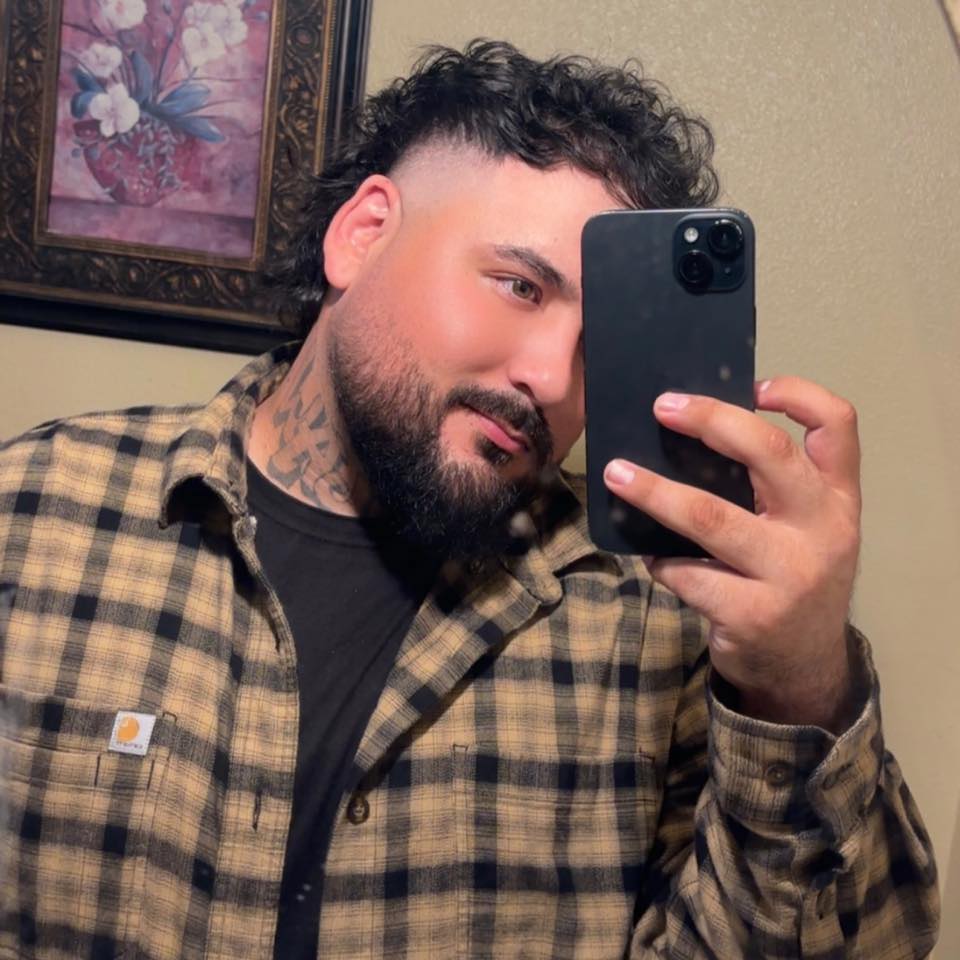 Alex Flores