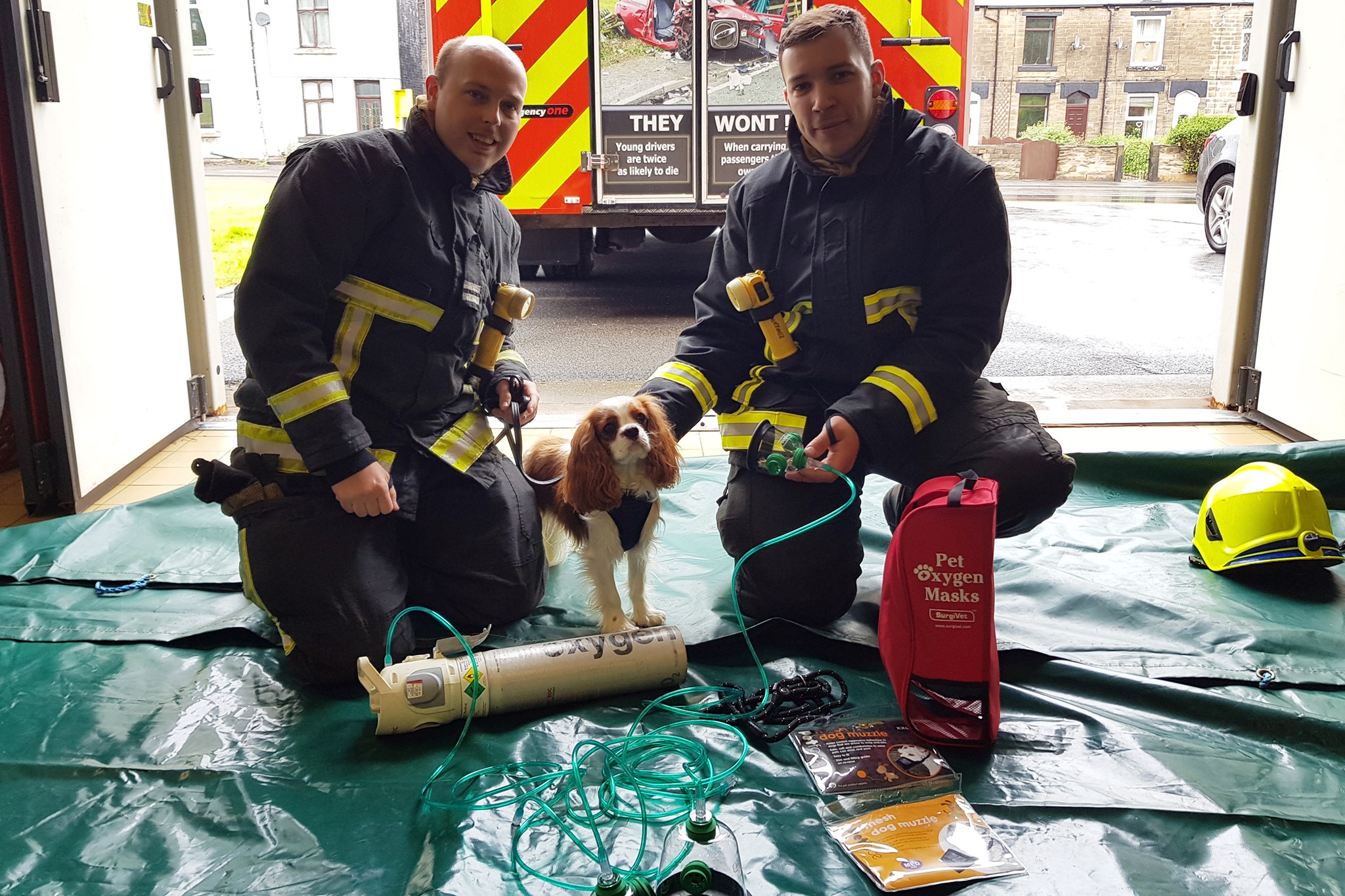 South Yorkshire Fire & Rescue - Are you a pet owner? 🐕🐱🐰 Pet oxygen ...