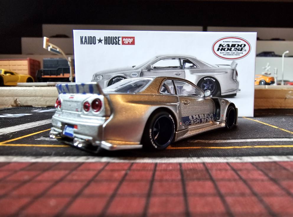 KAIDOHOUSE x Tokyo Diecast Club Nissan Skyline GT-R (R34) Kaido