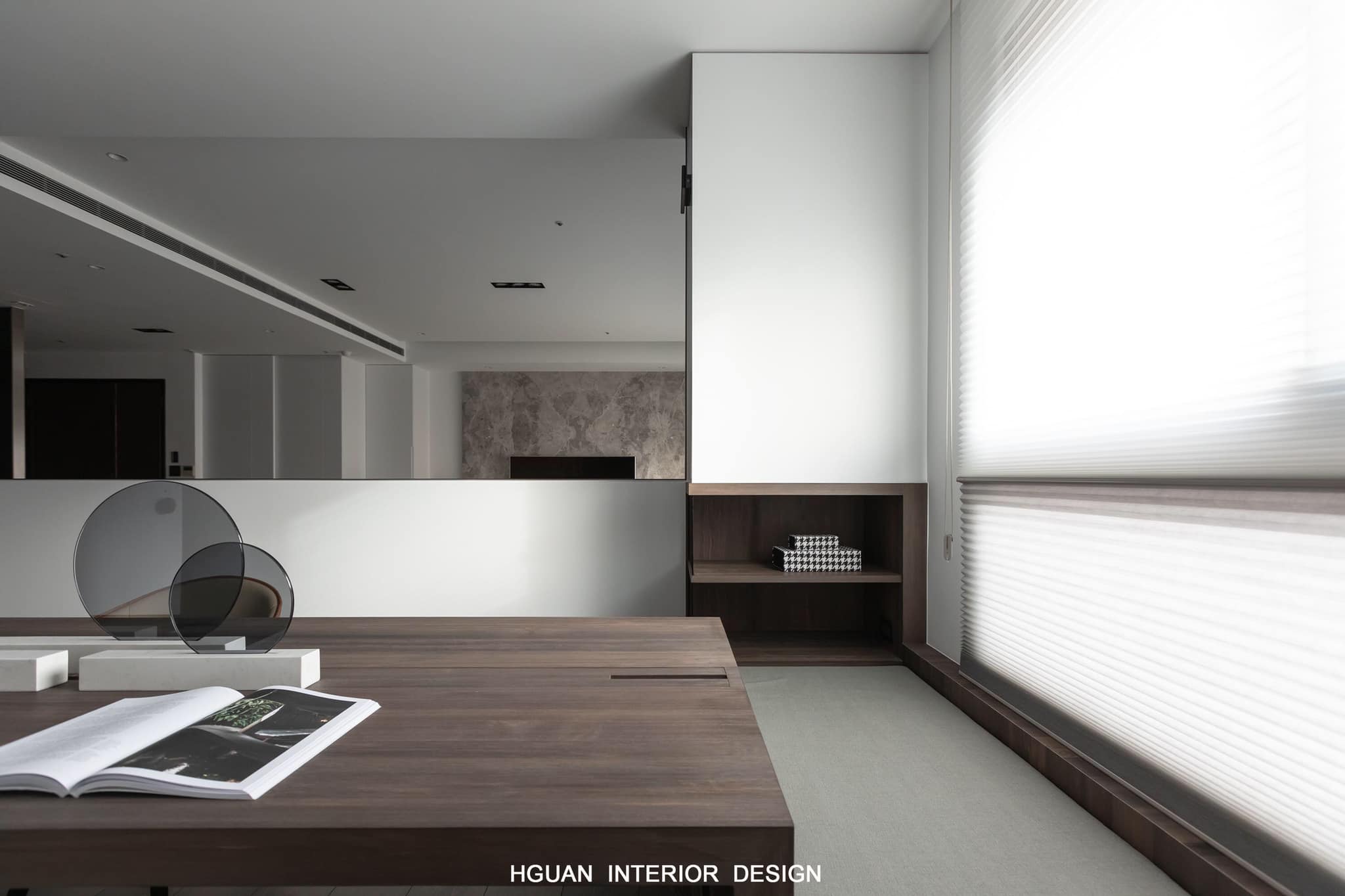 沉穩的色調 偌大寬敞的空間... - 禾觀．空間．設計 Hguan Interior Design