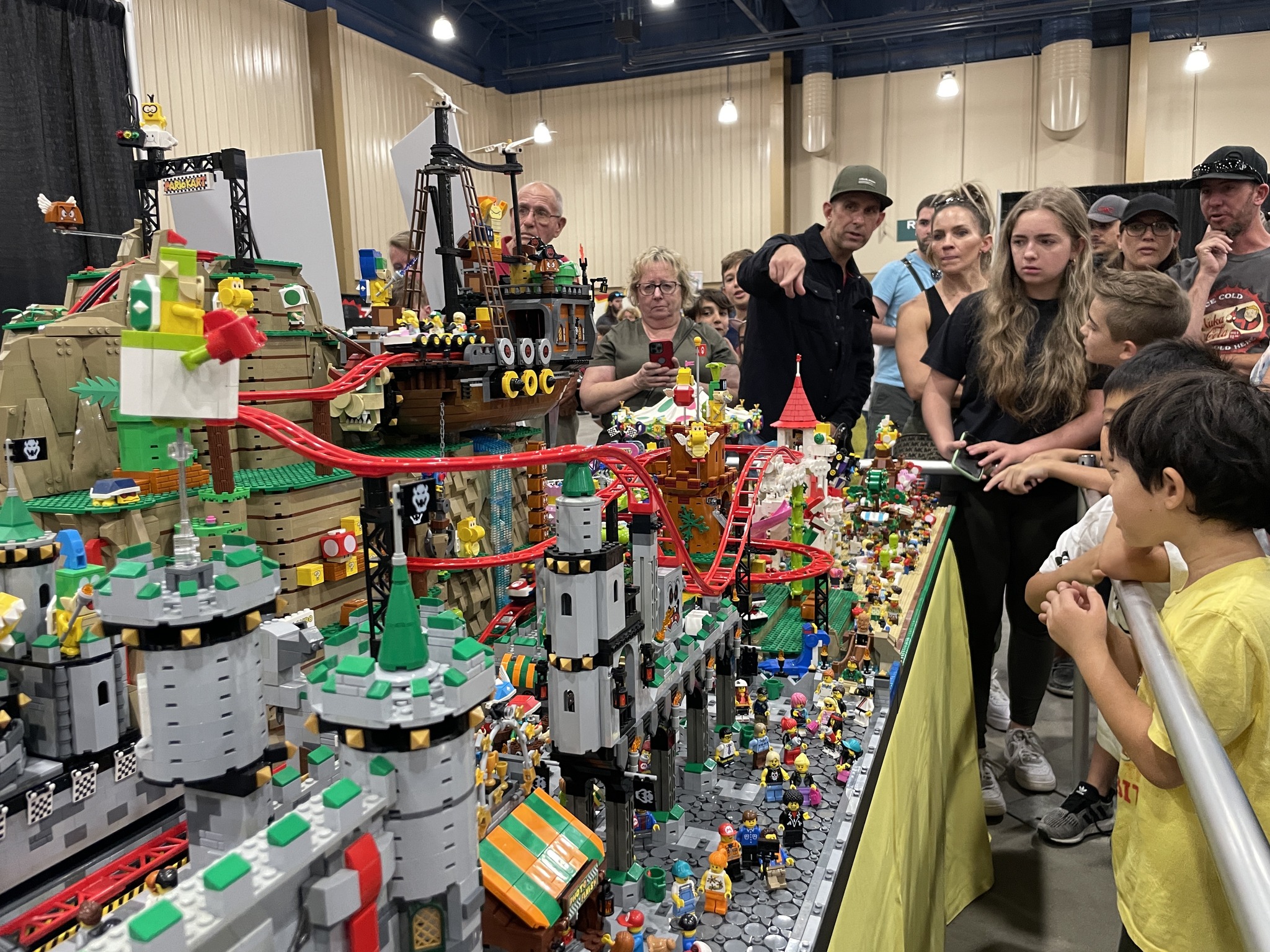 A Massive LEGO Convention is Coming to... - BRICK CONVENTION