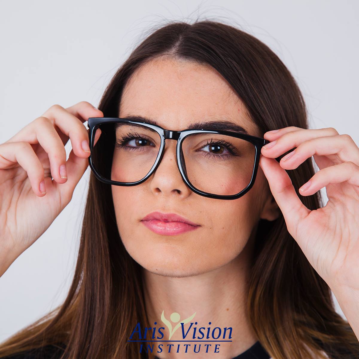 ¡Olvídate de los lentes! 👓 ⚫️Aprovecha... - Aris Vision CDMX
