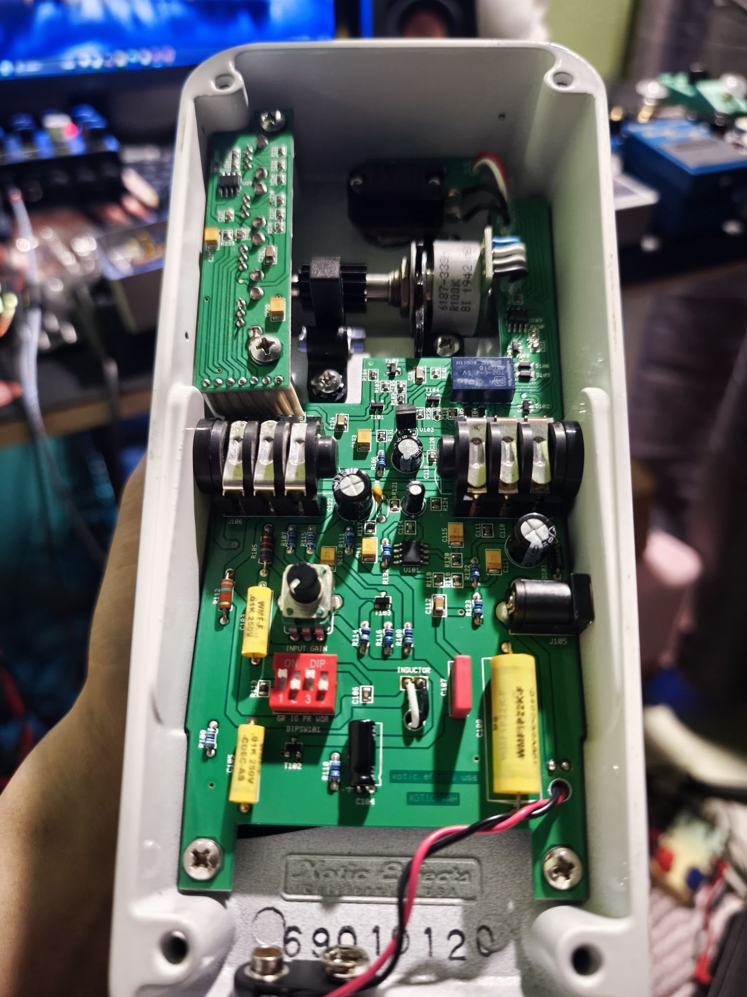 ボリュームＷＡＨ My Xotic XW-1 suddenly has lost its wah sweep sound. There's only