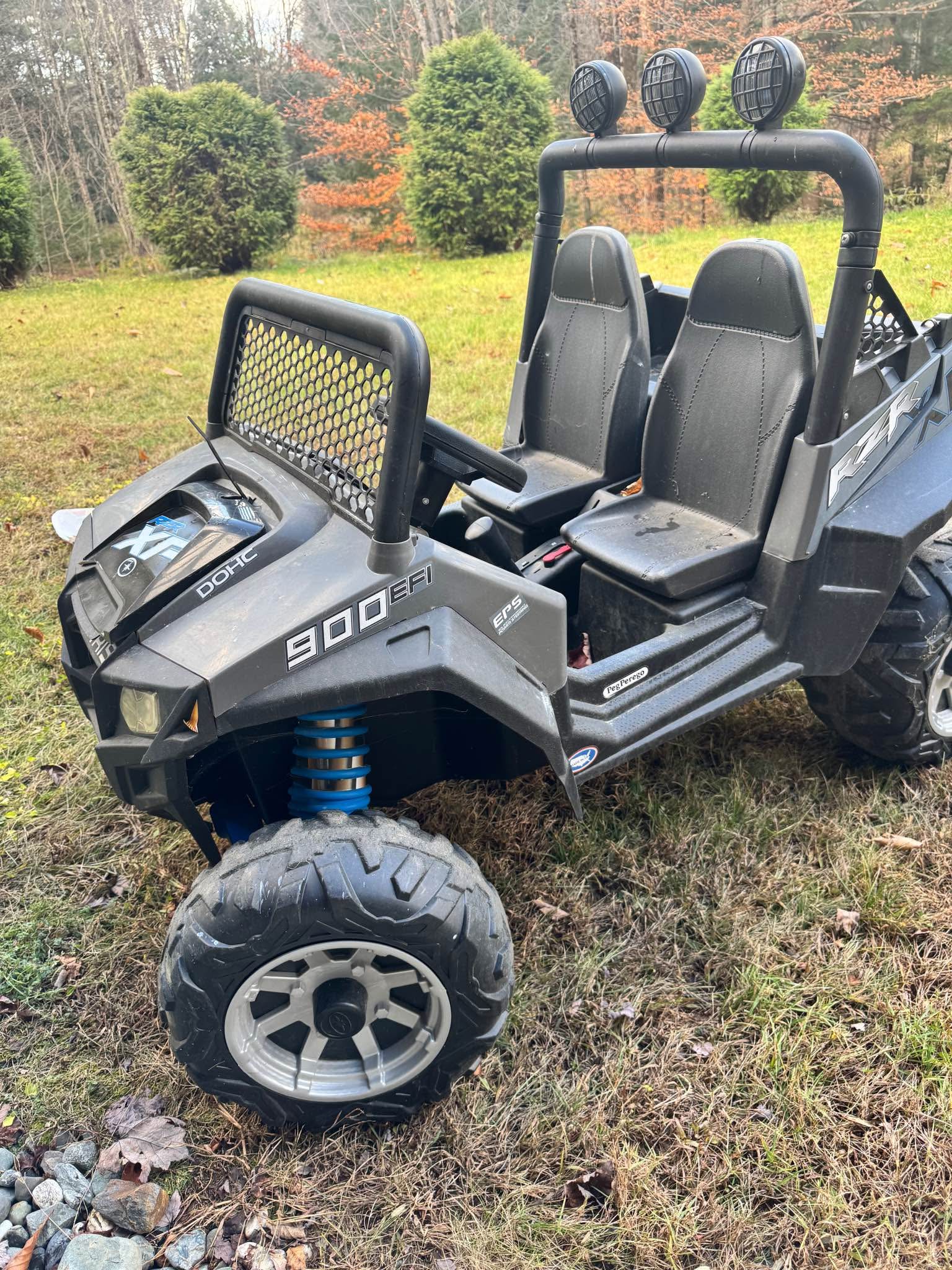Polaris Peg Perego RZR 900 Gray Extra-Large 12 Volt Ride-on, Durable ...