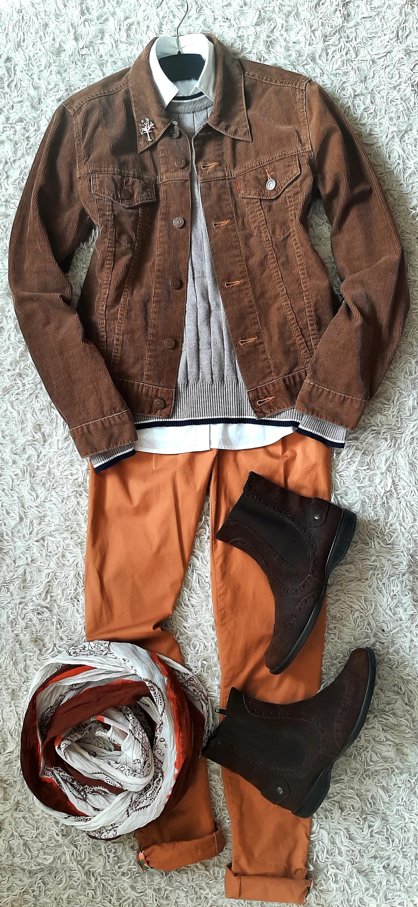 Consignatie La Garderobe - Geaca LEVI's, articol autentic, material ...