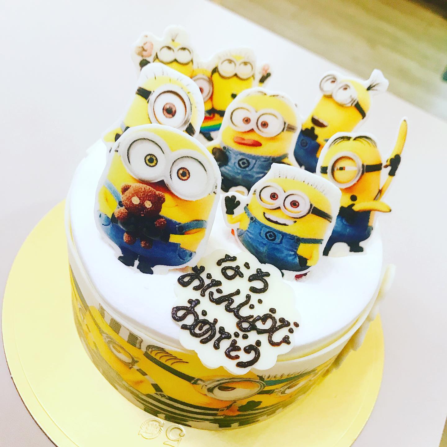 パティスリーシュシュ ご予約ありがとうございます ミニオン キャラクターケーキ ご予約 ケーキ Facebook